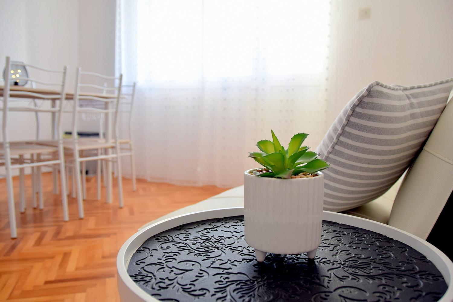 Apartments Viola Kampor view 5
