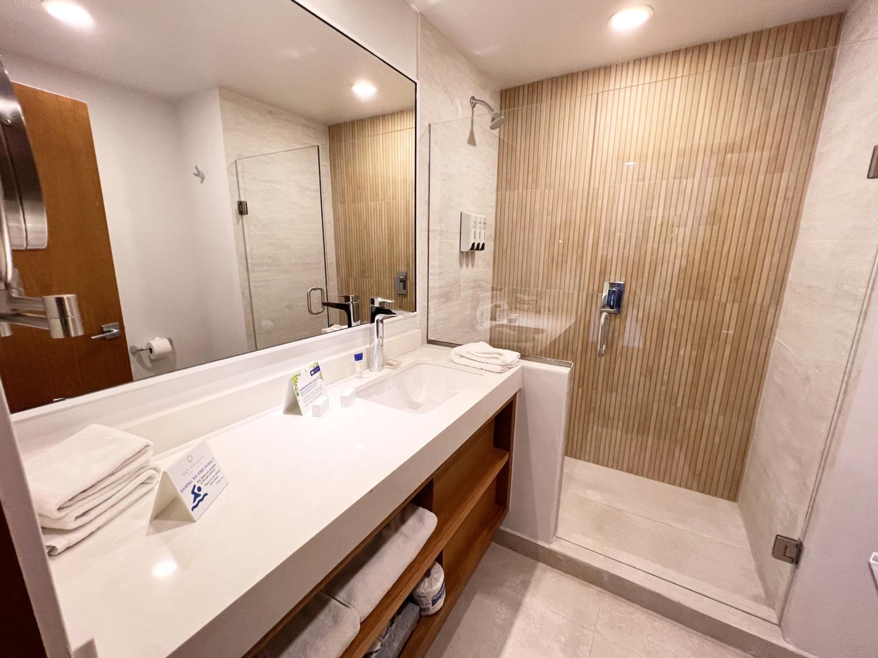 Ensenada Vacations - San Nicolas Hotel Casino - Property Image 2