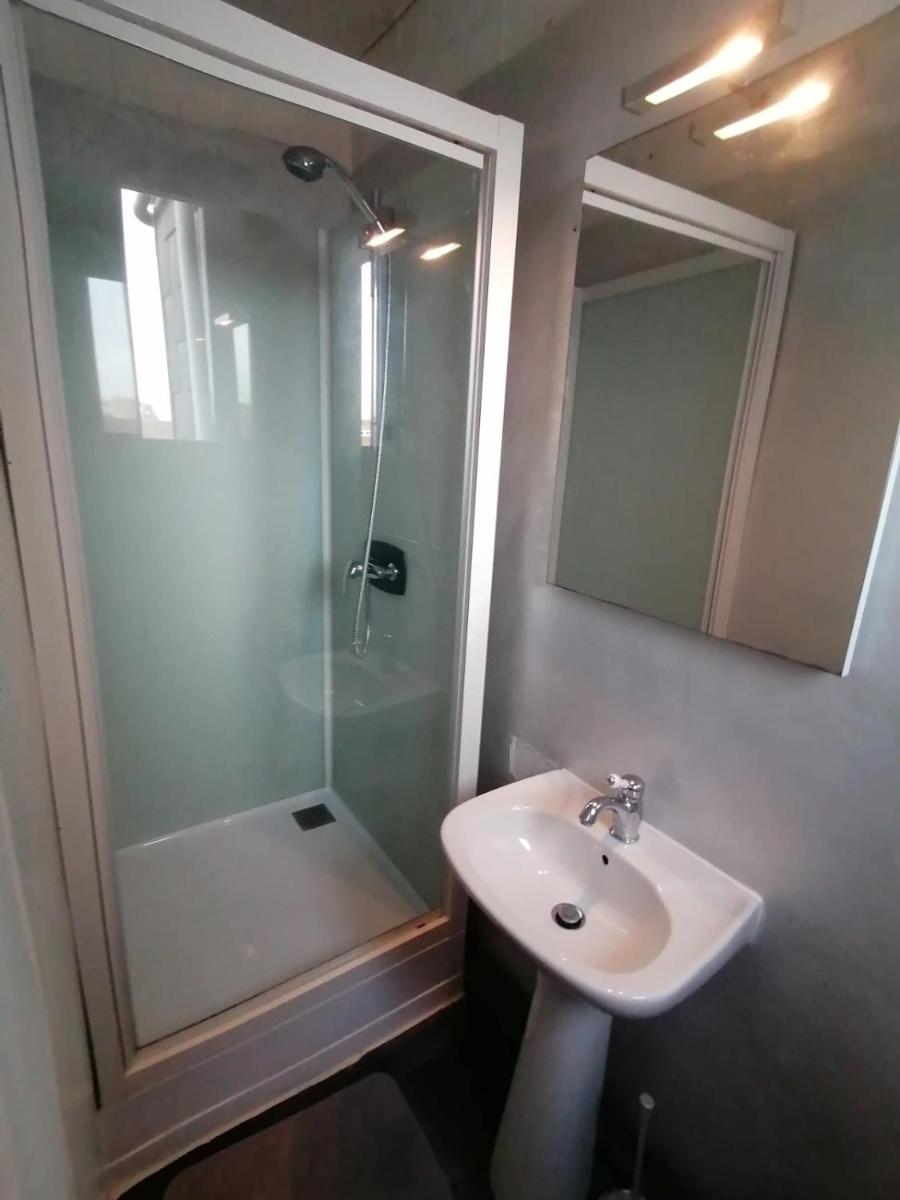 20m Comfort In The Center And Near The Beach view 4