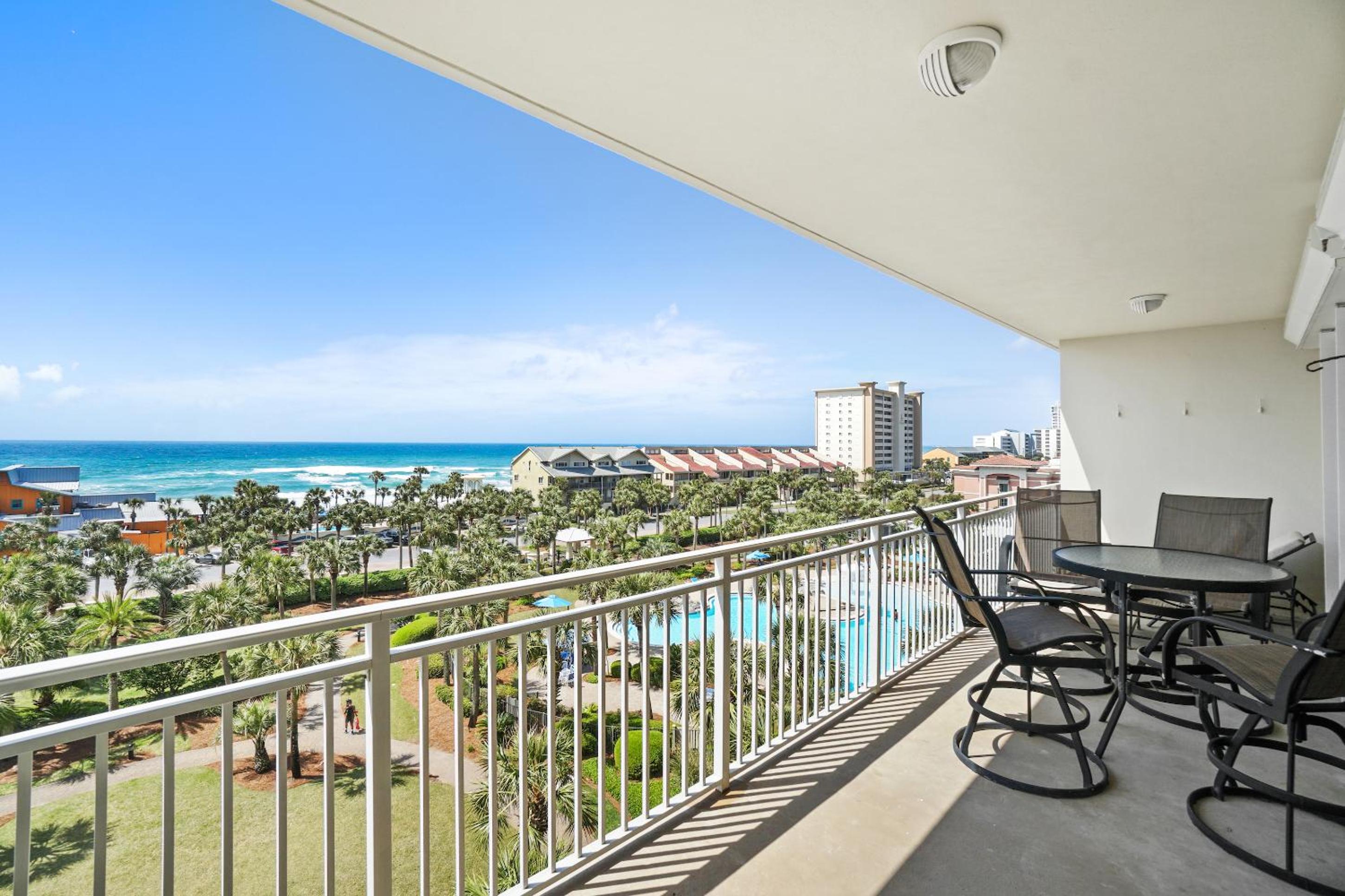 Sterling Shores Beach Resort by Panhandle Getaways view 2