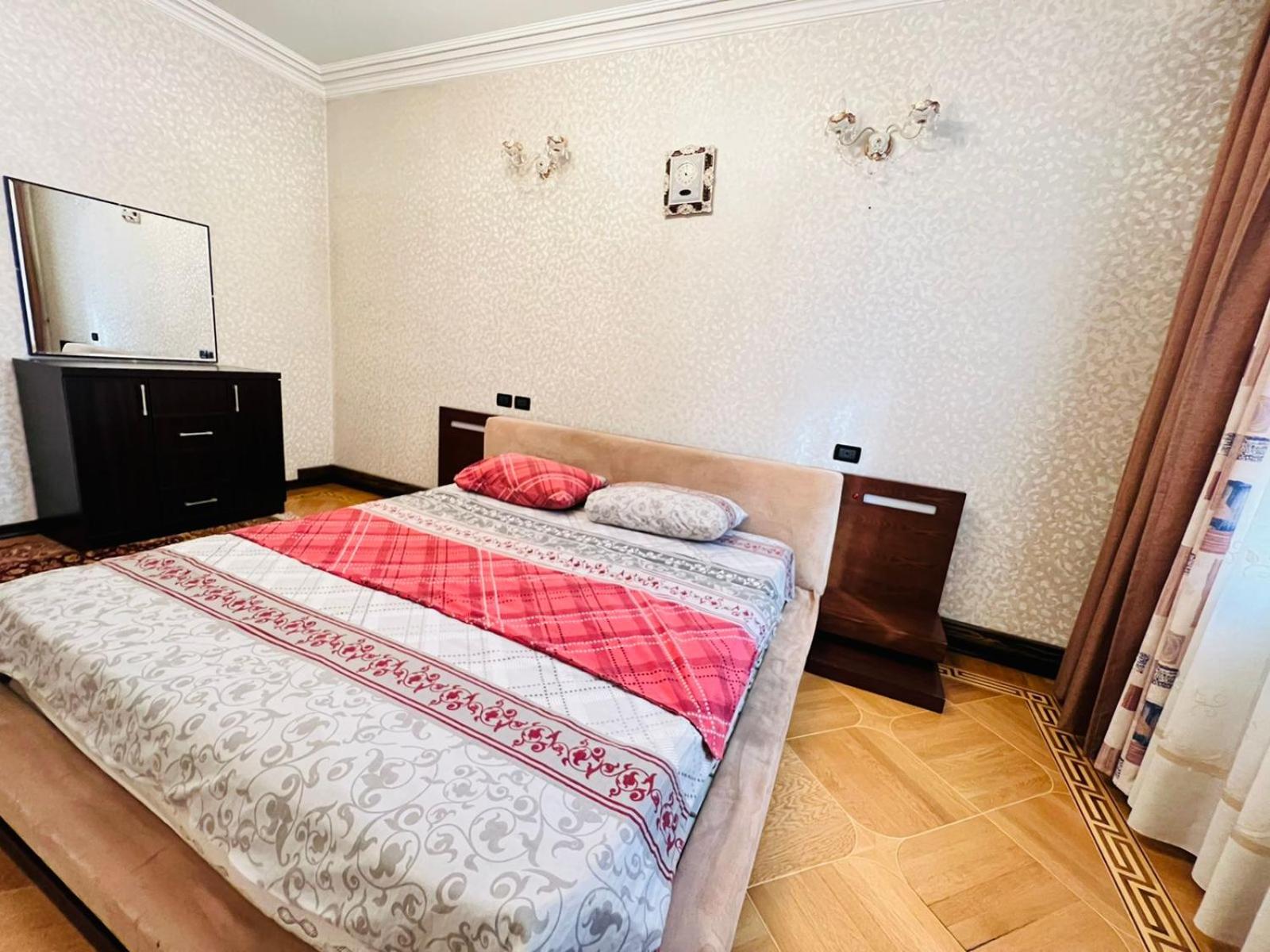 SPACIOUS Apt in Yerevan with JACUZZI Near Opera