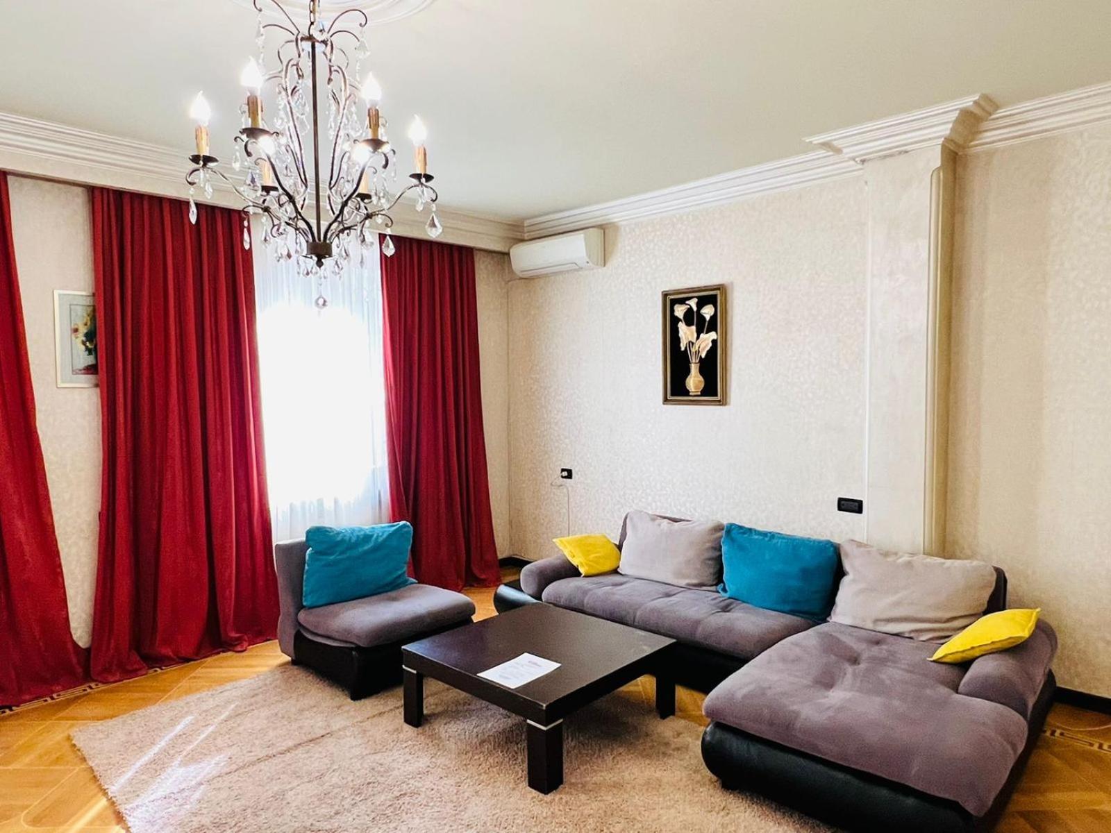 SPACIOUS Apt in Yerevan with JACUZZI Near Opera
