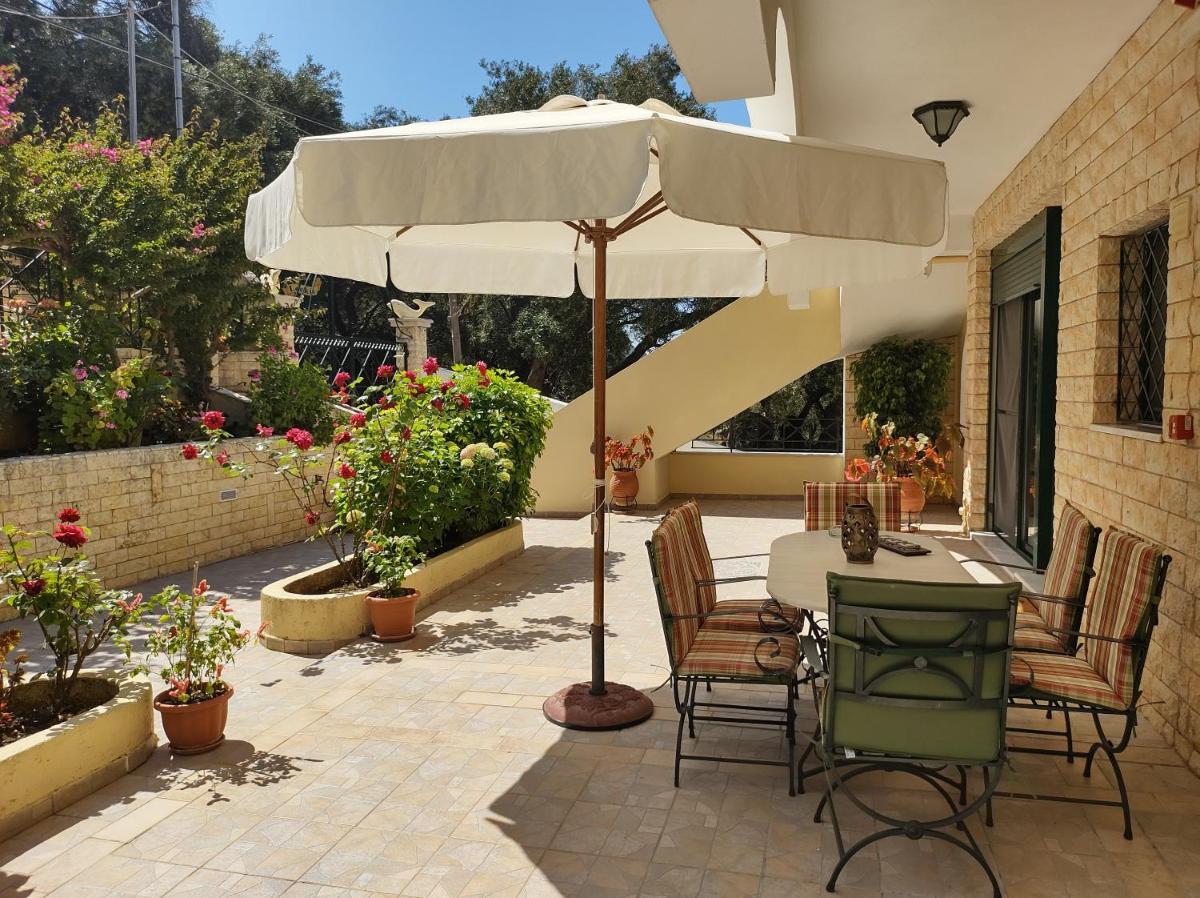 outdoor BBQ area