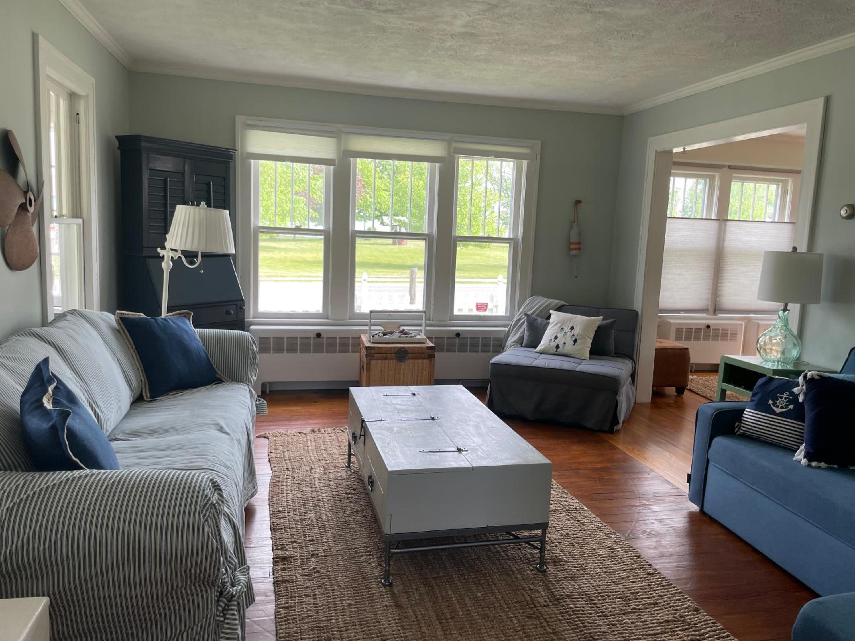 Drop Anchor Cottages and Lake House view 4