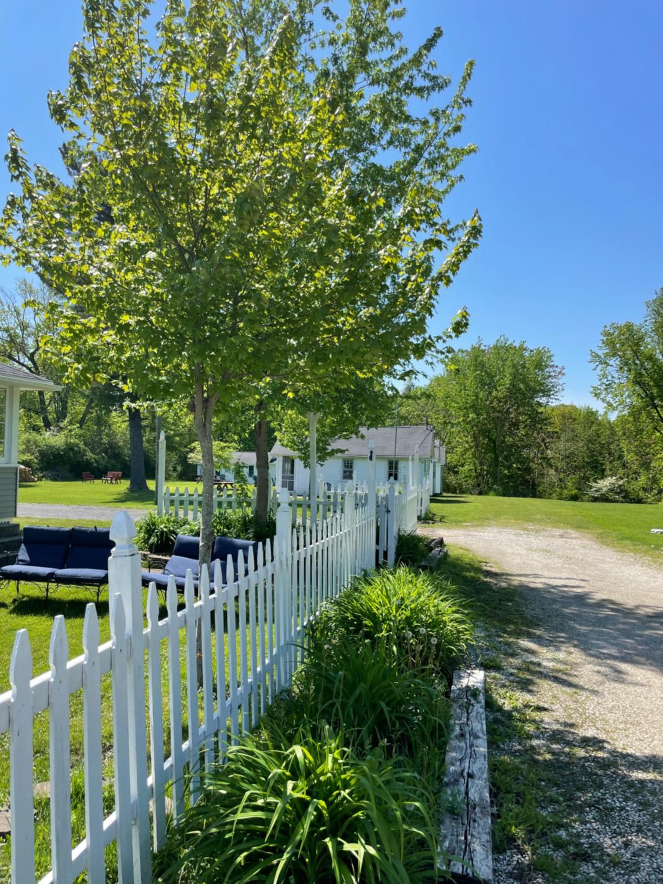 Drop Anchor Cottages and Lake House view 5