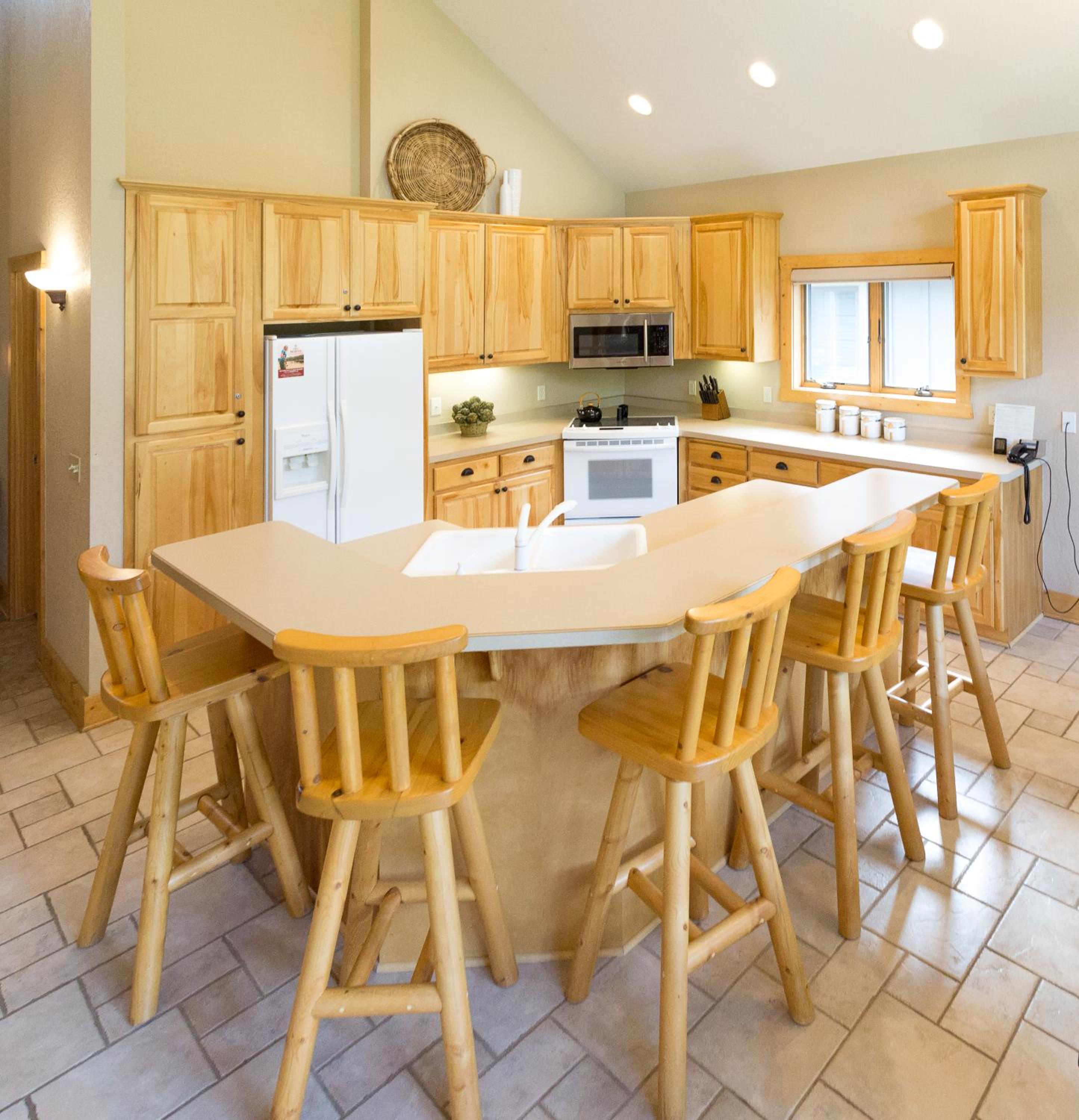 Interlachen Unit 3 view 5