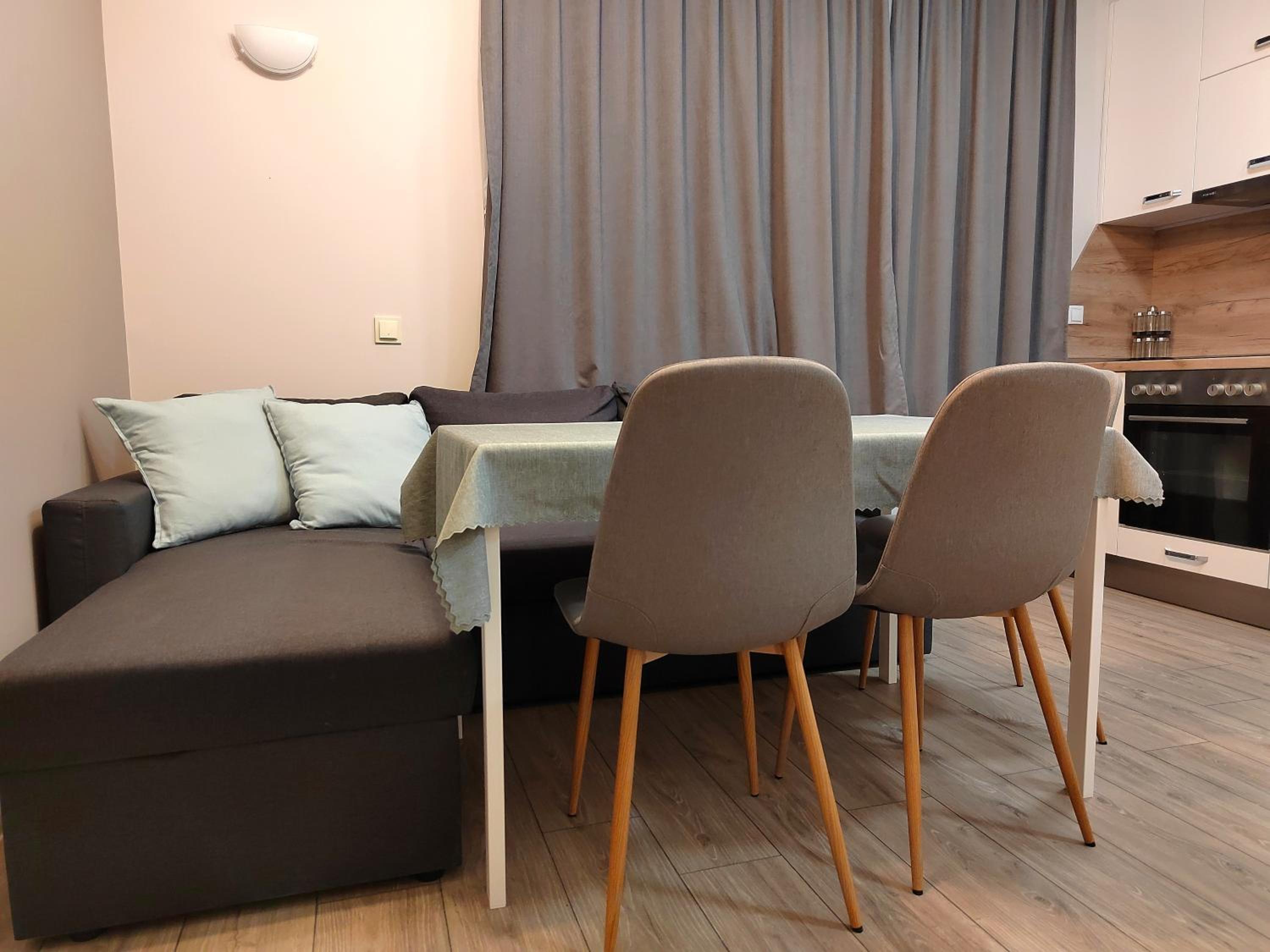 Apartment with private yard and BBQ