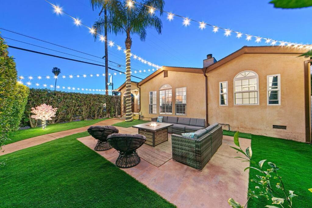 Beverly Grove Spanish Oasis with Pool and detached Guest House