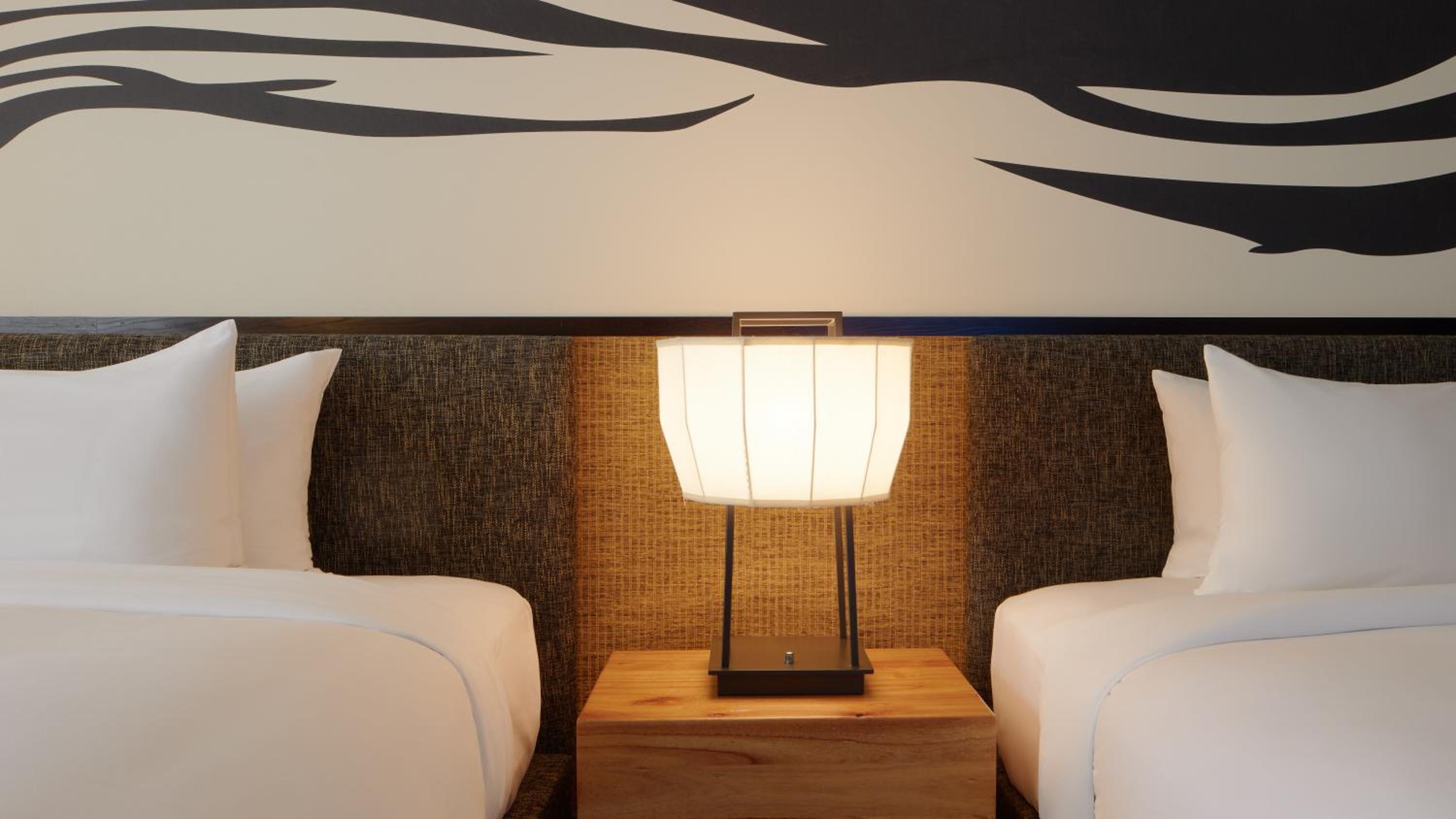 Nobu Strip View Queen