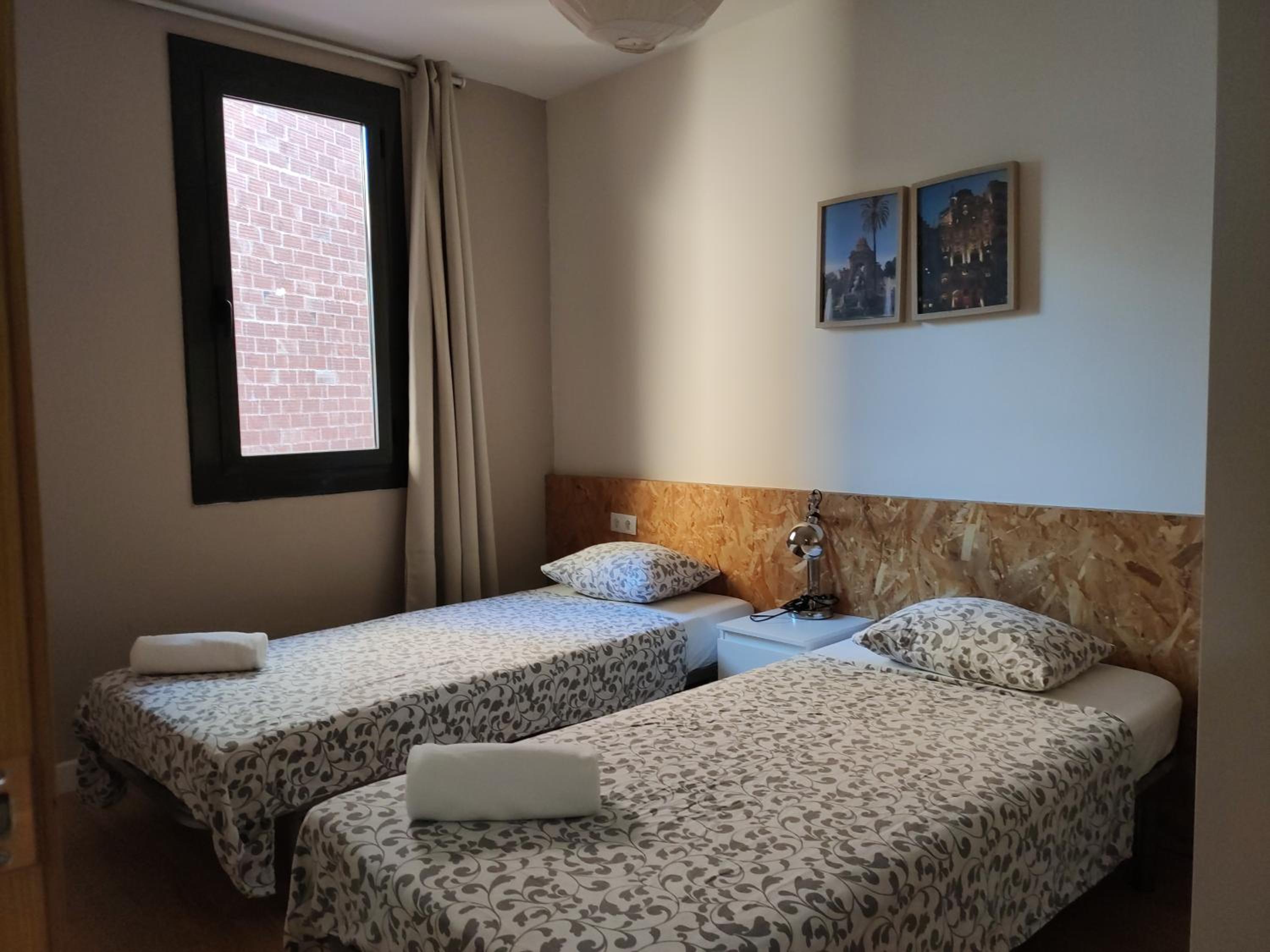 Diagonal Apartments