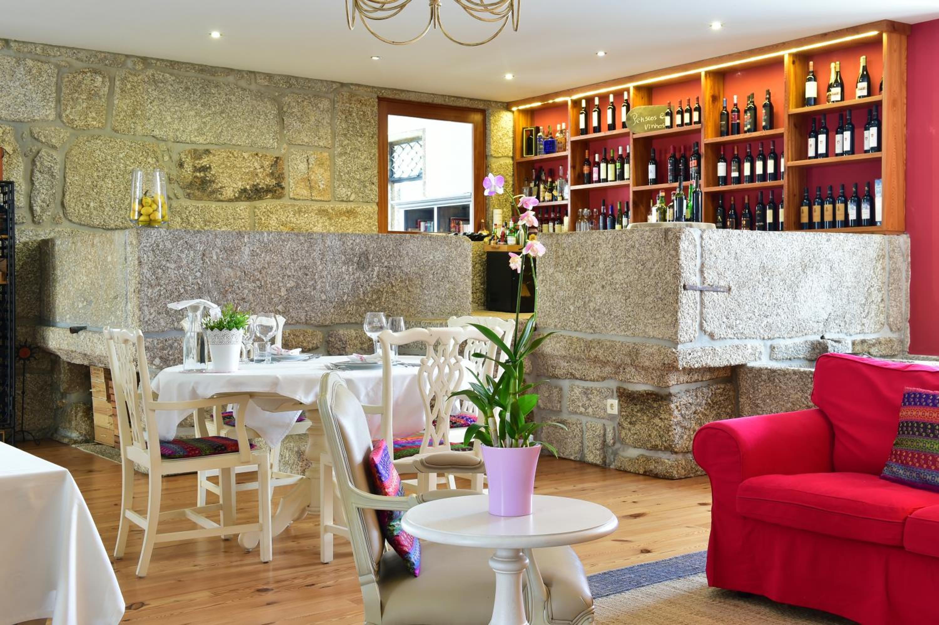 Solar Egas Moniz-Charming House & Local Experiences
