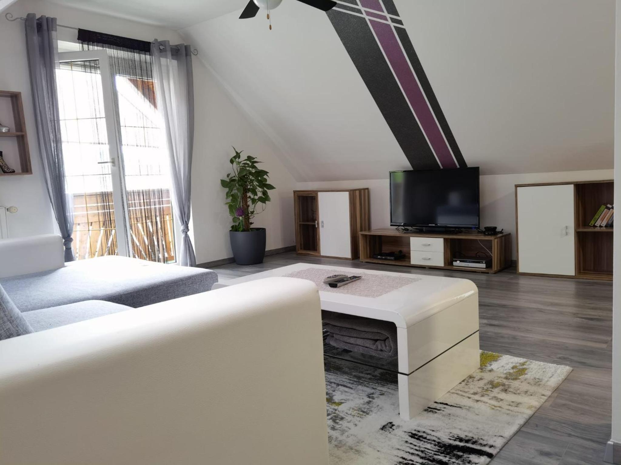 Ferienwohnung Eckberger Weinstrasse 139 view 2