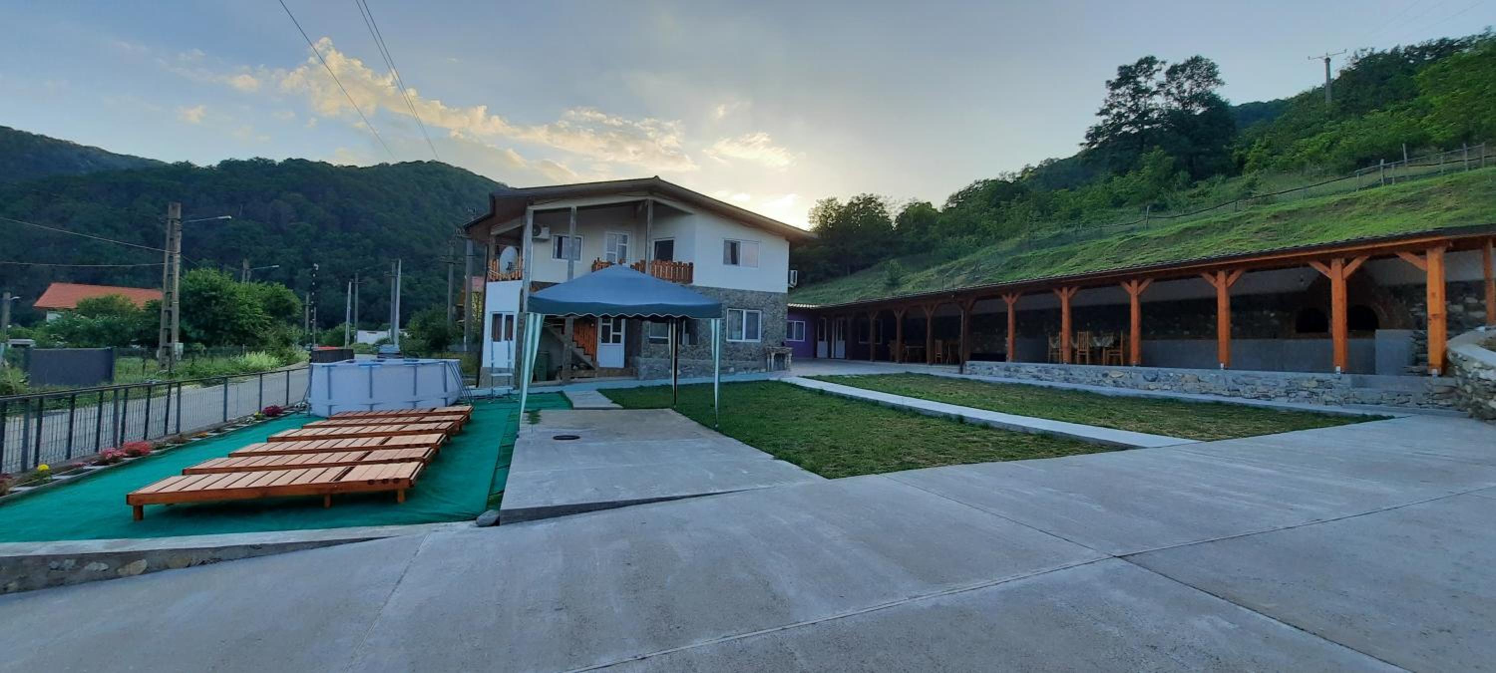 Telteu Florian view 5