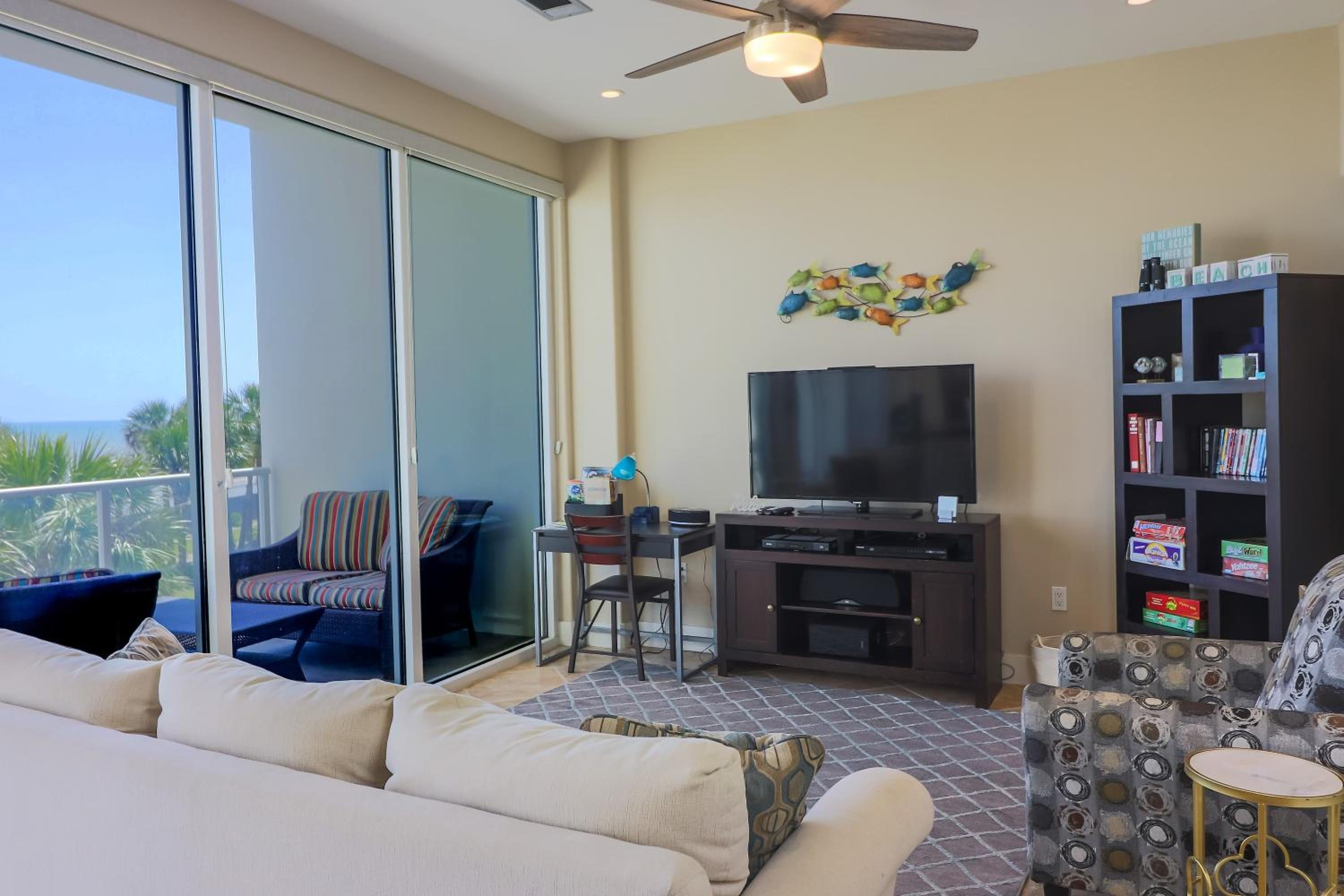Beachfront Laid Back and Luxurious Diamond Beach Condo - Amazing Pools Amenities view 5
