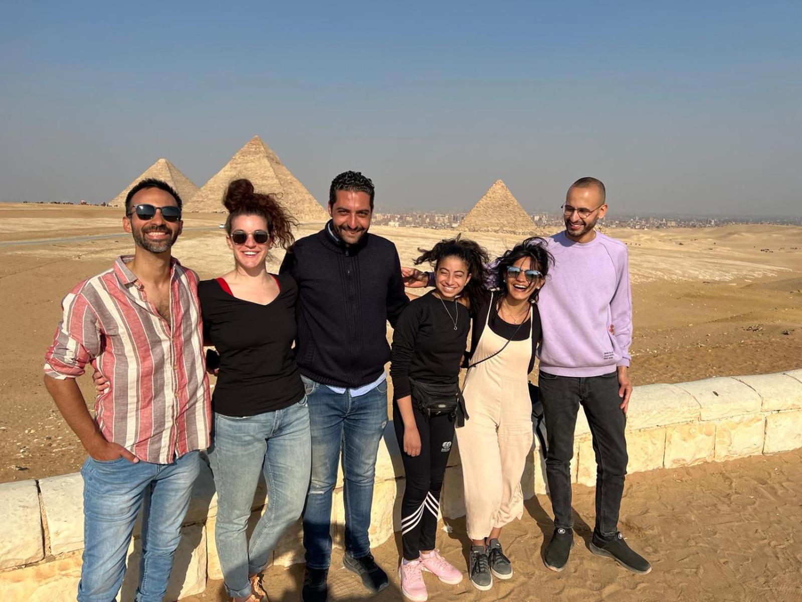 Jana Pyramids view inn