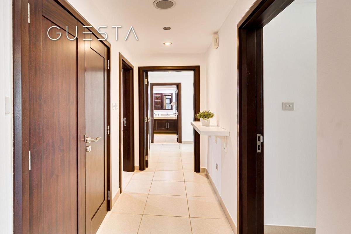 Mosela Tower by Emaar, The Views and Greens
