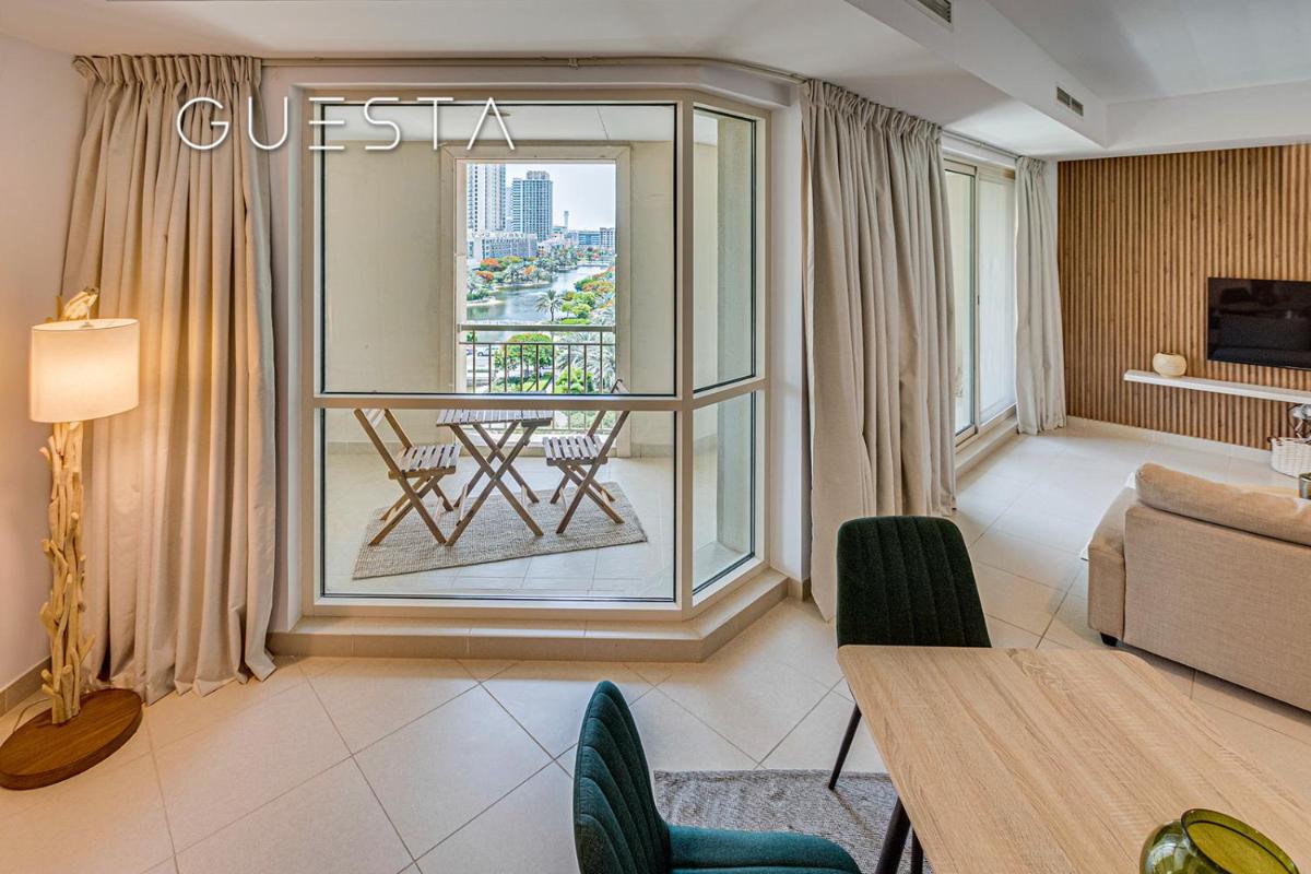 Mosela Tower by Emaar, The Views and Greens