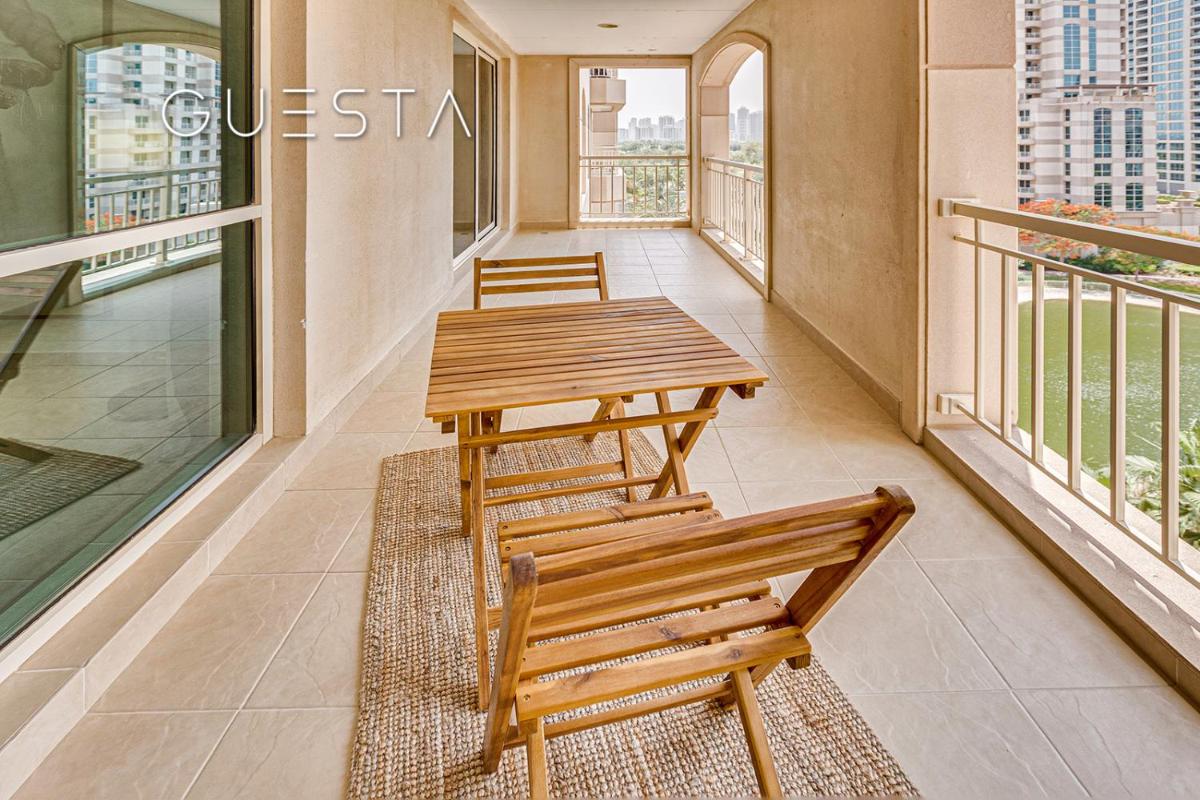 Mosela Tower by Emaar, The Views and Greens