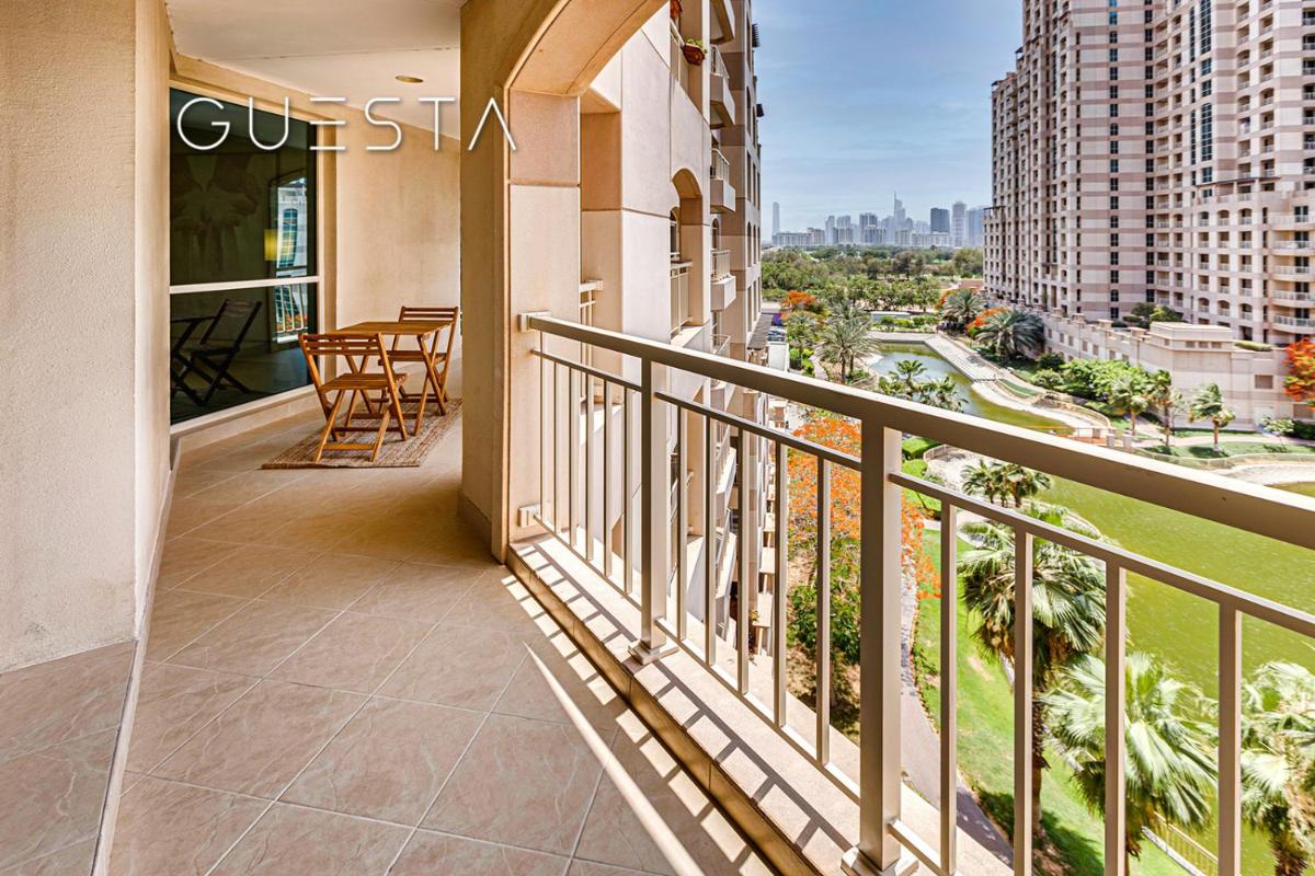 Mosela Tower by Emaar, The Views and Greens