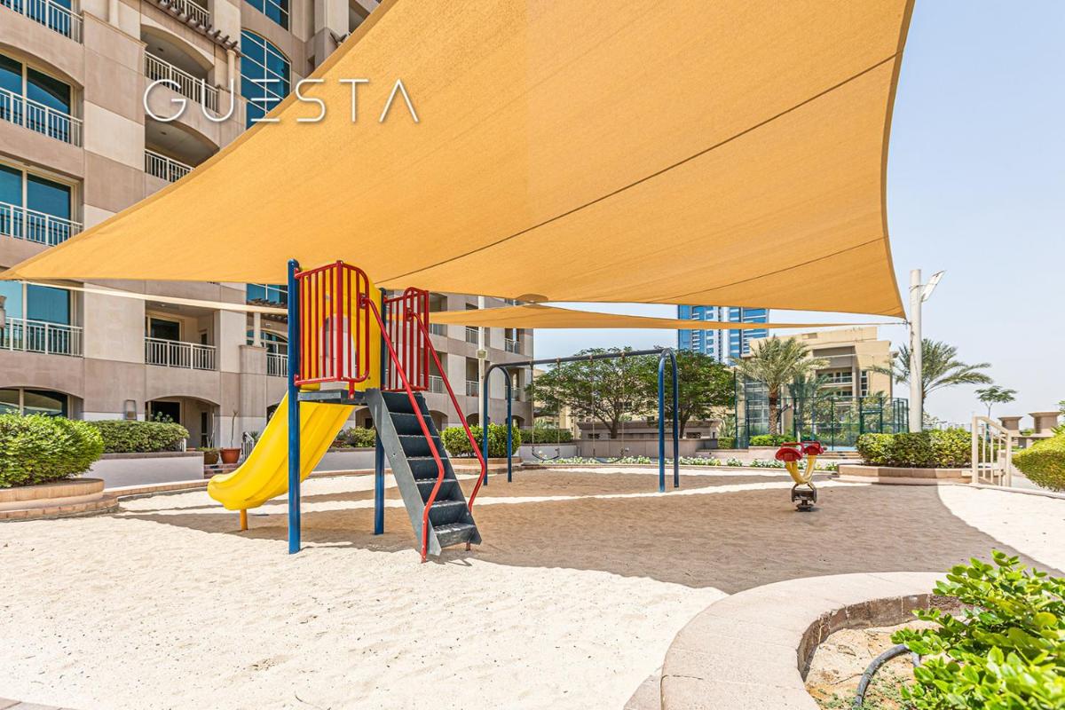 Mosela Tower by Emaar, The Views and Greens