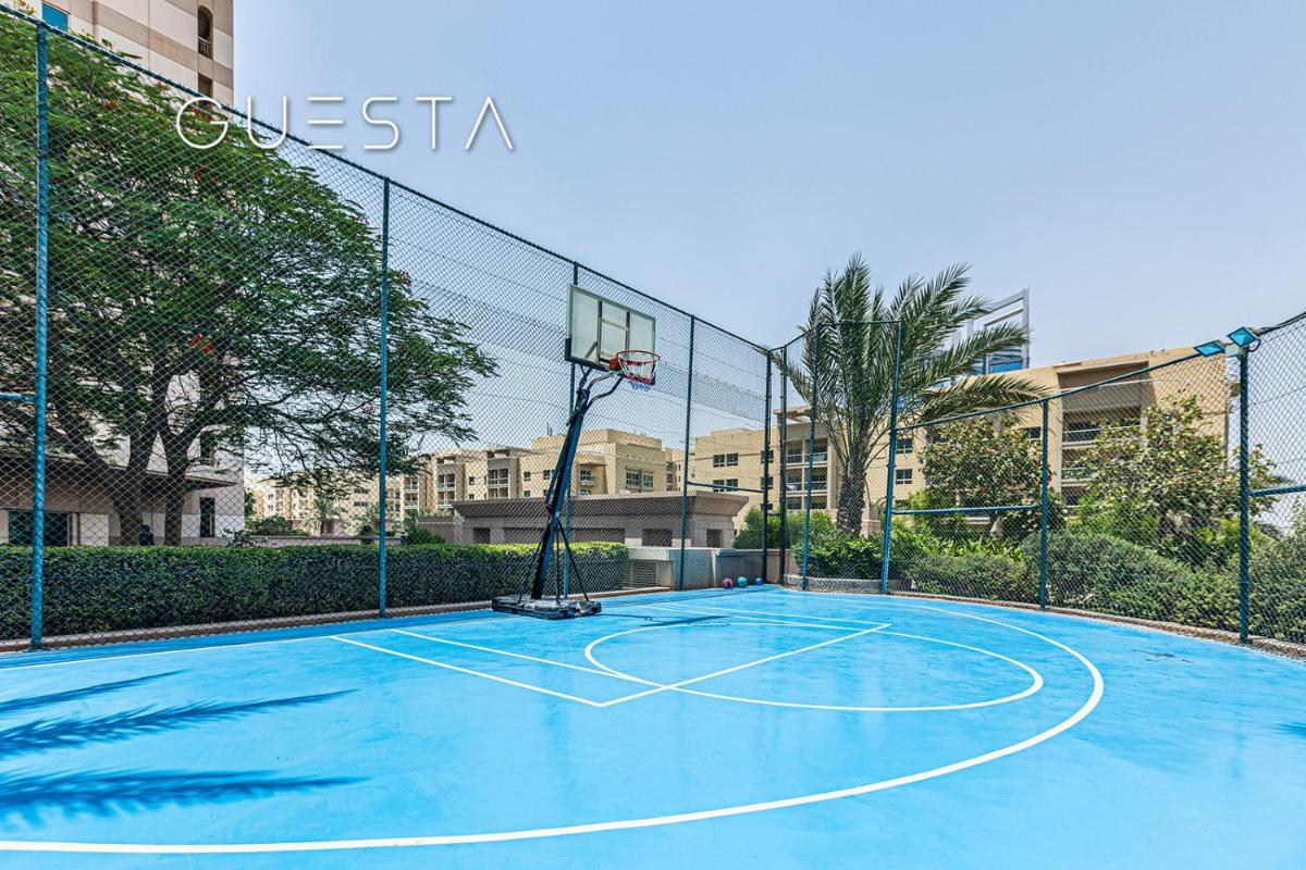 Mosela Tower by Emaar, The Views and Greens