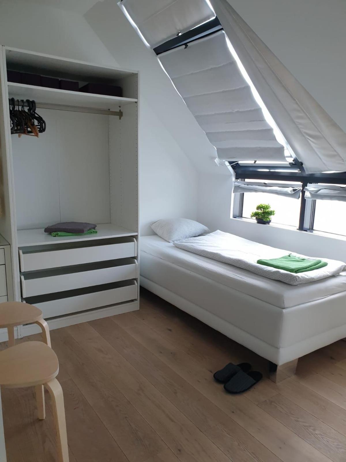 Hauptbahnhof Rooms