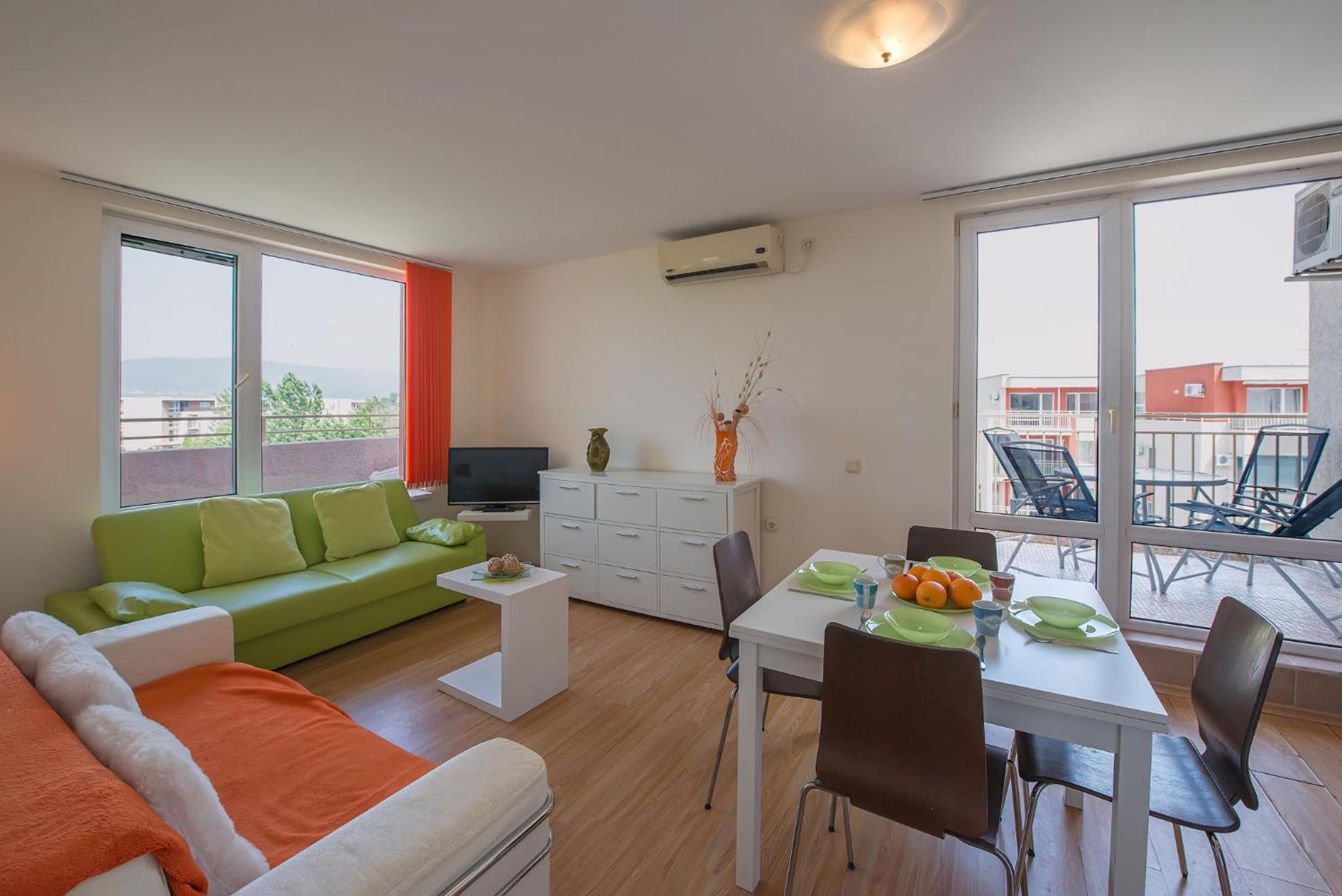Holiday Apartments next to Action Aquapark Sunny Beach view 4
