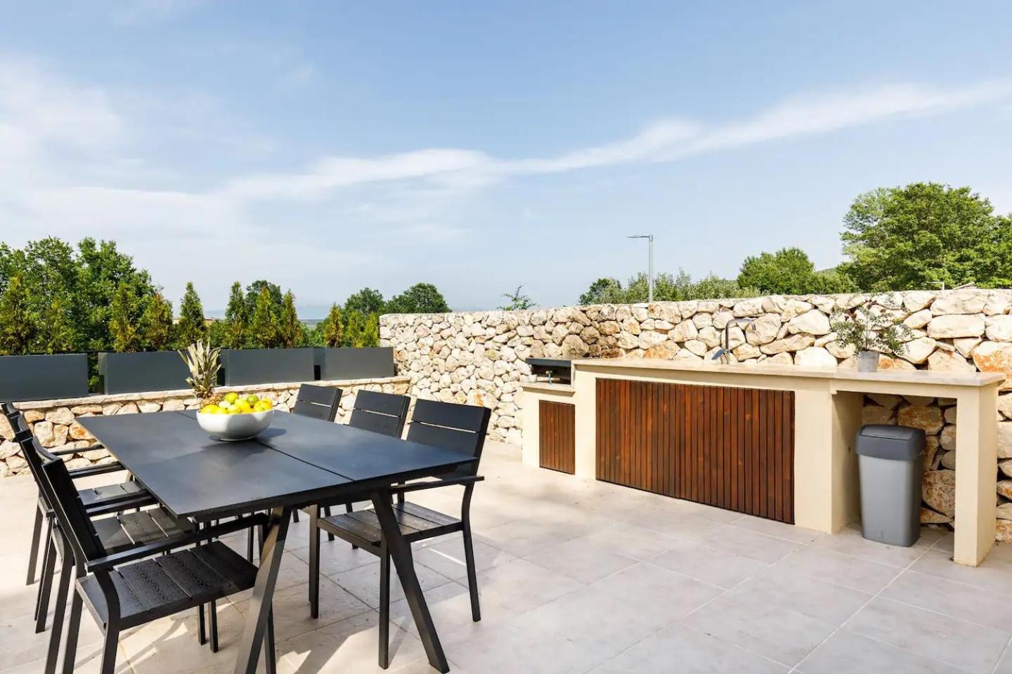 Villa Noel Međugorje - Luxury Holiday Home with Pool view 4