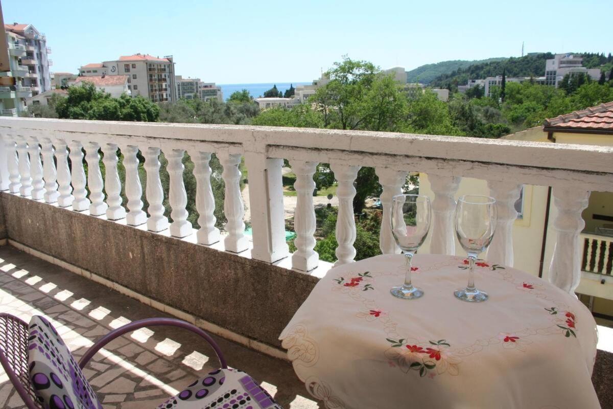 Spacious 2Bedroom Flat Budva Becici photo 4
