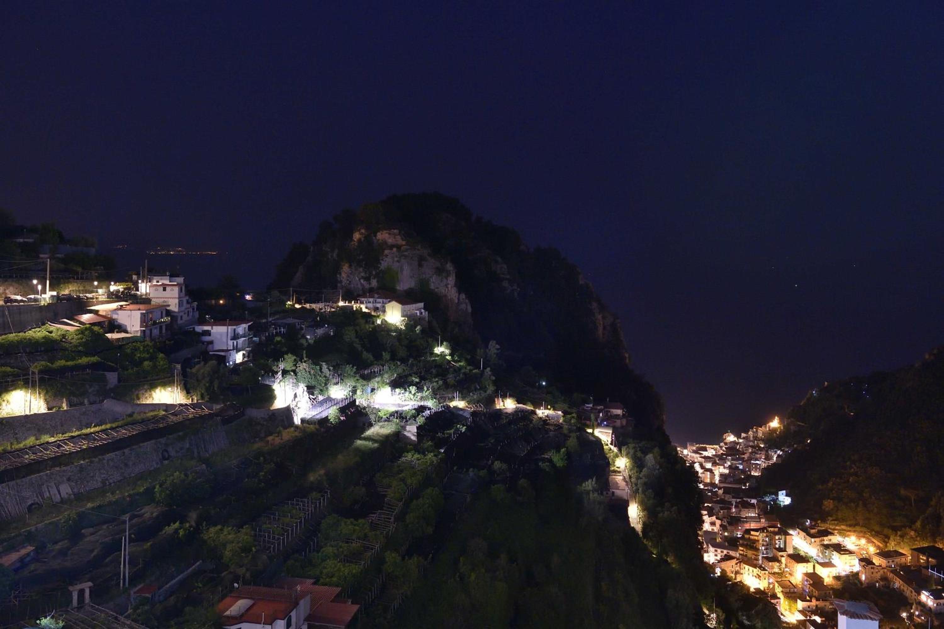 Amalfi Sky View