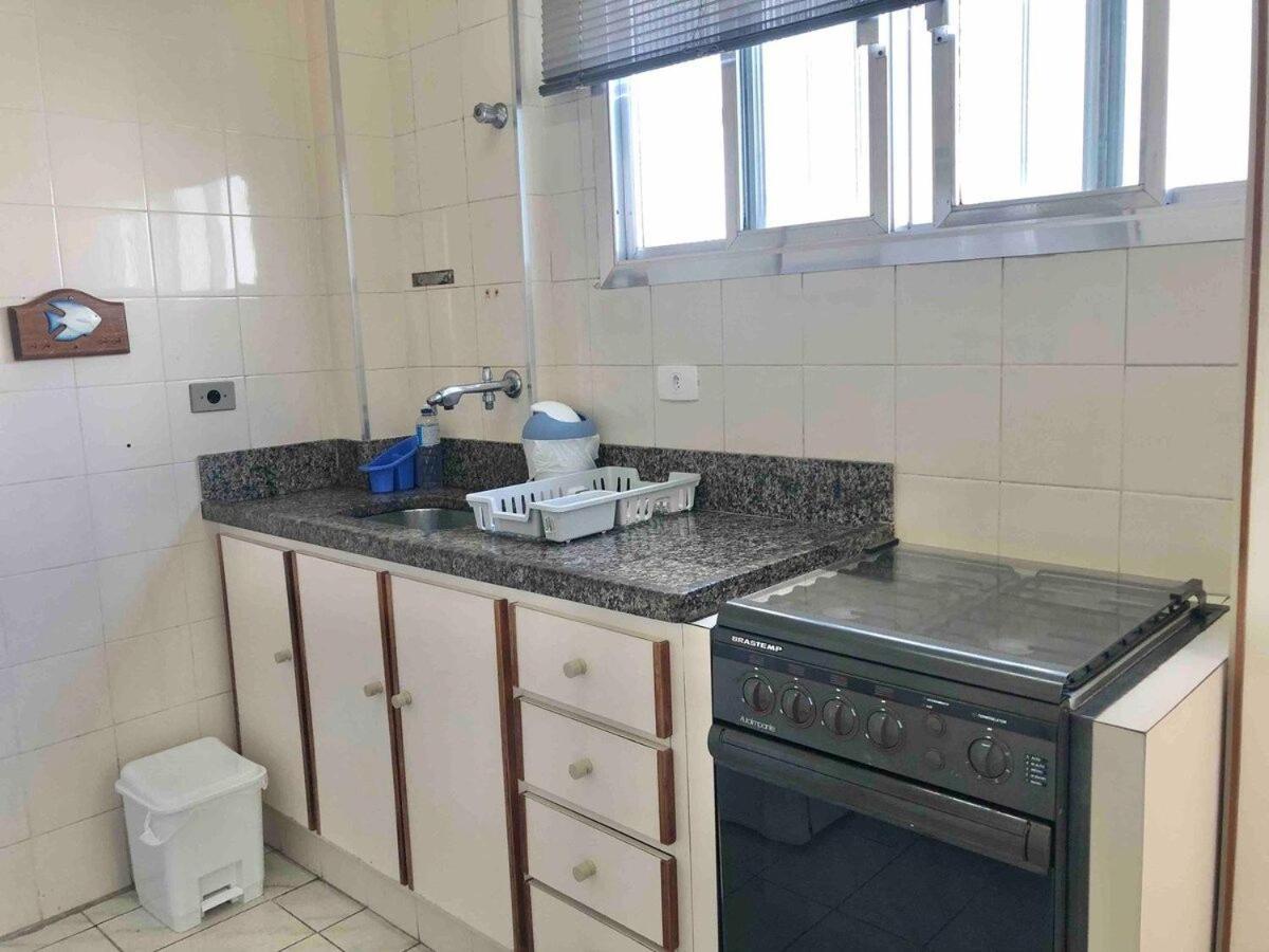 Pé na Areia: 3 Dorms com Vista Deslumbrante