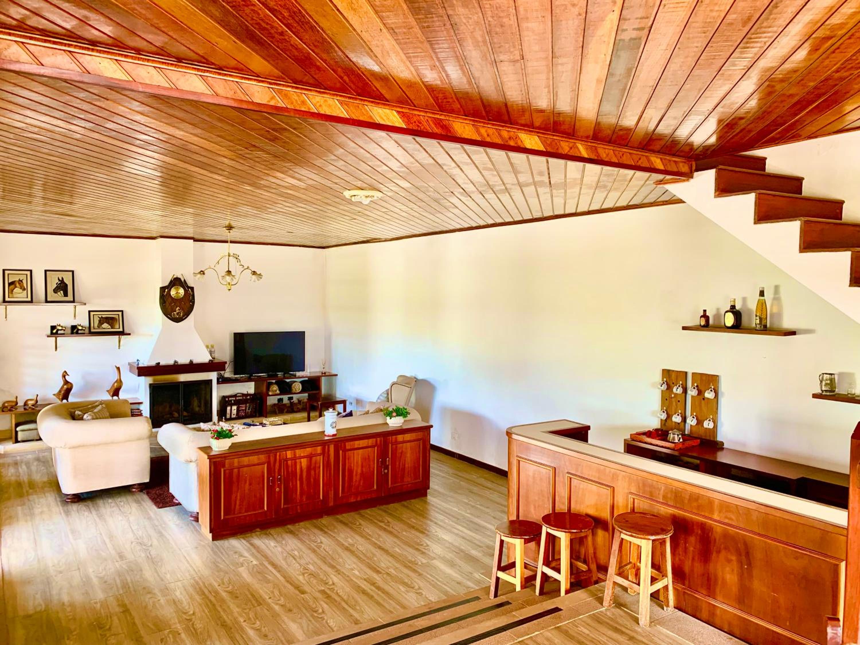 Casa centro Capivari 700m distância