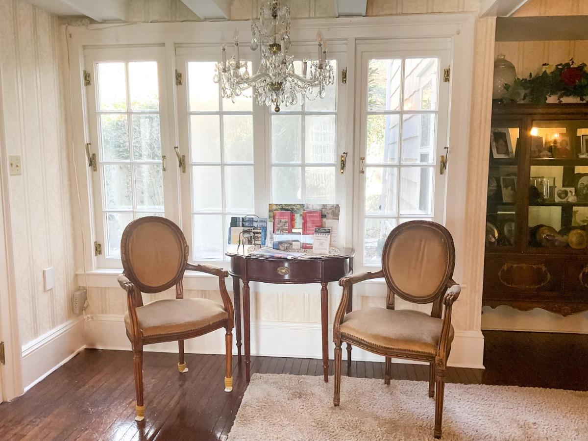 The Harbor Rose Bed & Breakfast