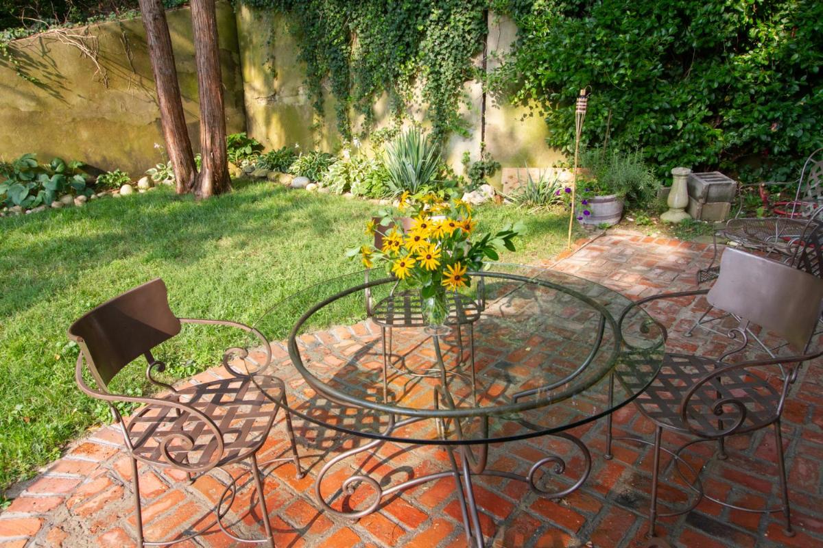 The Harbor Rose Bed & Breakfast