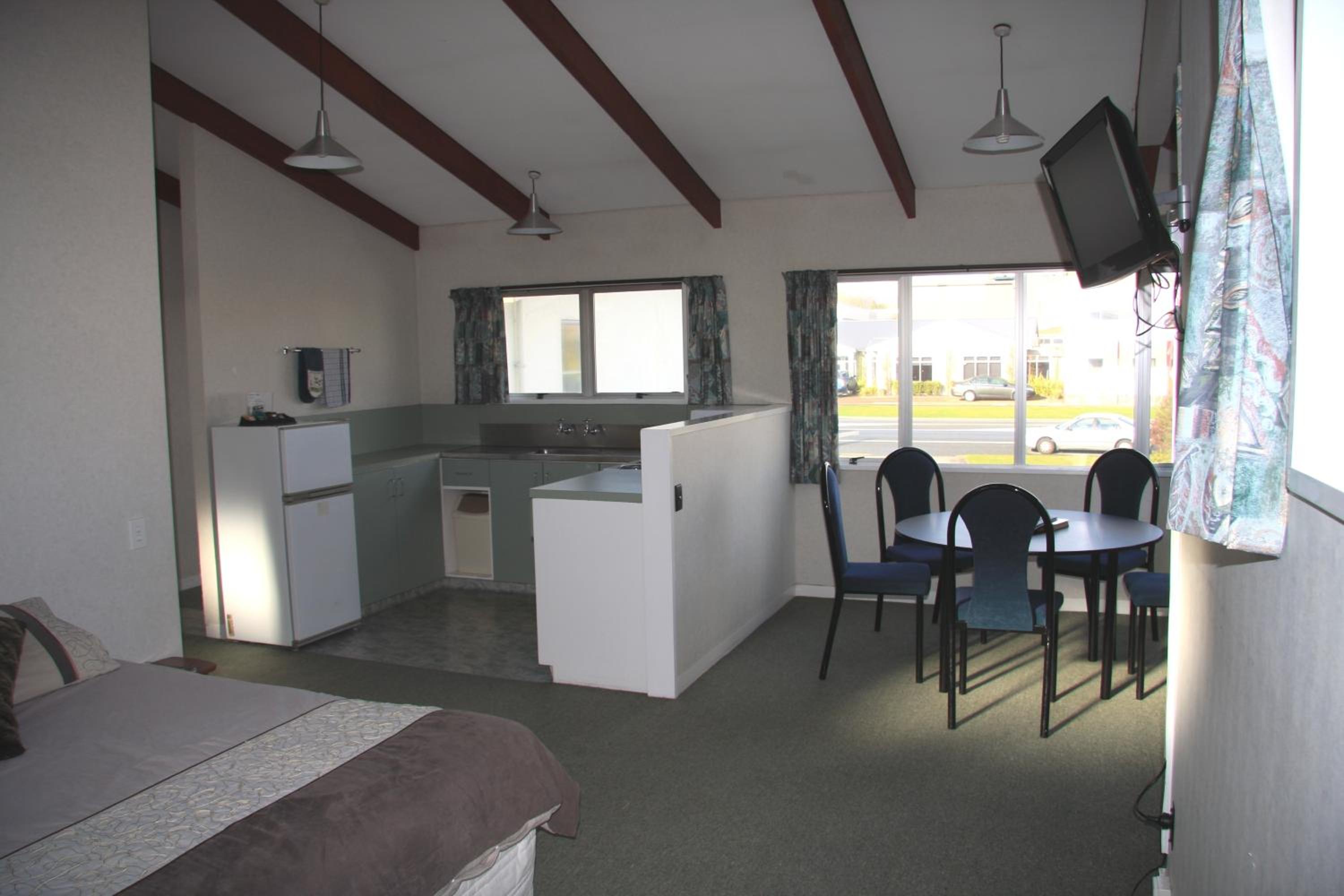Kuirau Park Motor Lodge- Thermal Mineral pool