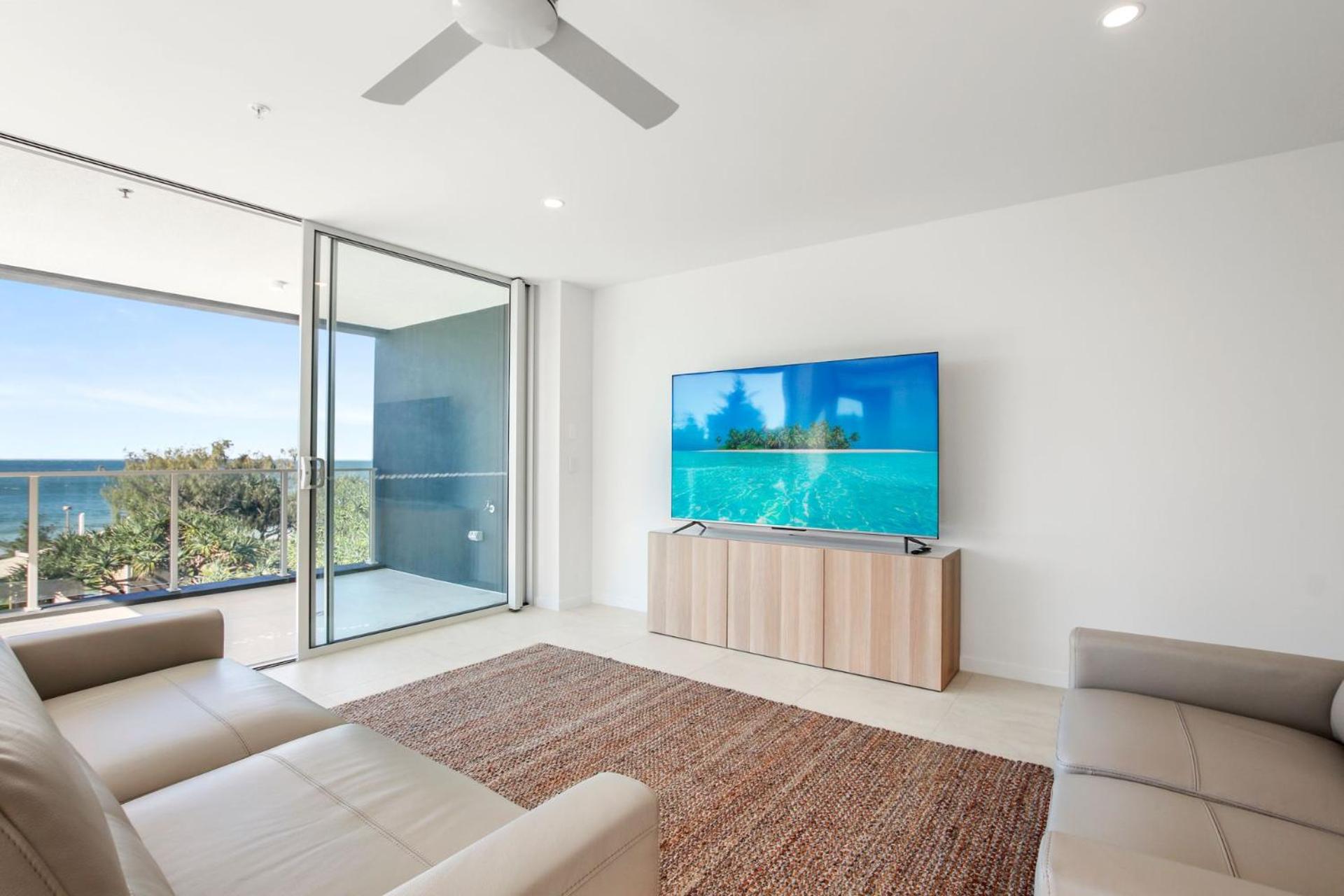 Caloundra Vacations - Kings Surf Unit 6 5 Ormonde Tce Kings Beach - Property Image 3
