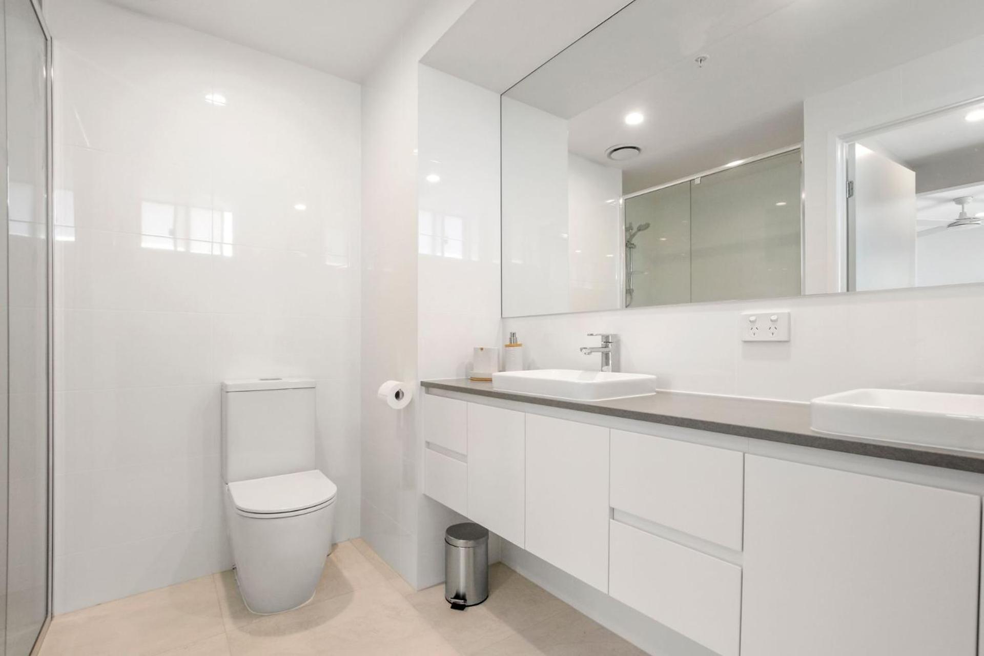 Caloundra Vacations - Kings Surf Unit 6 5 Ormonde Tce Kings Beach - Property Image 9