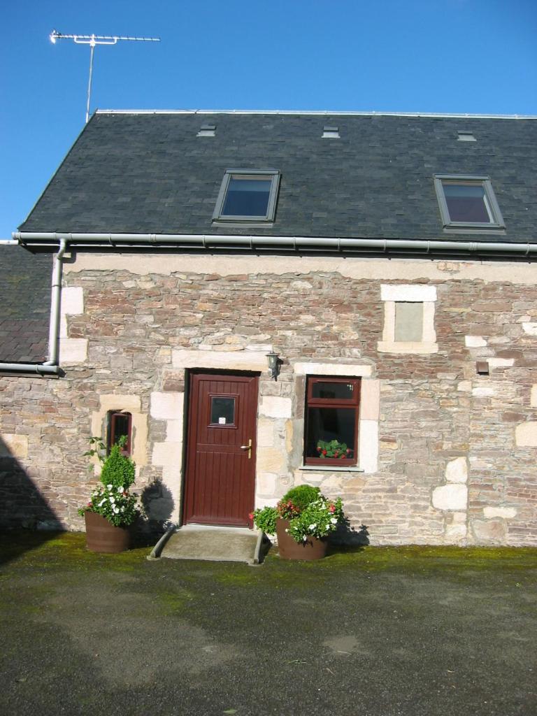 Corehouse Farm Cottages - Dairy, Granary & Sawmill