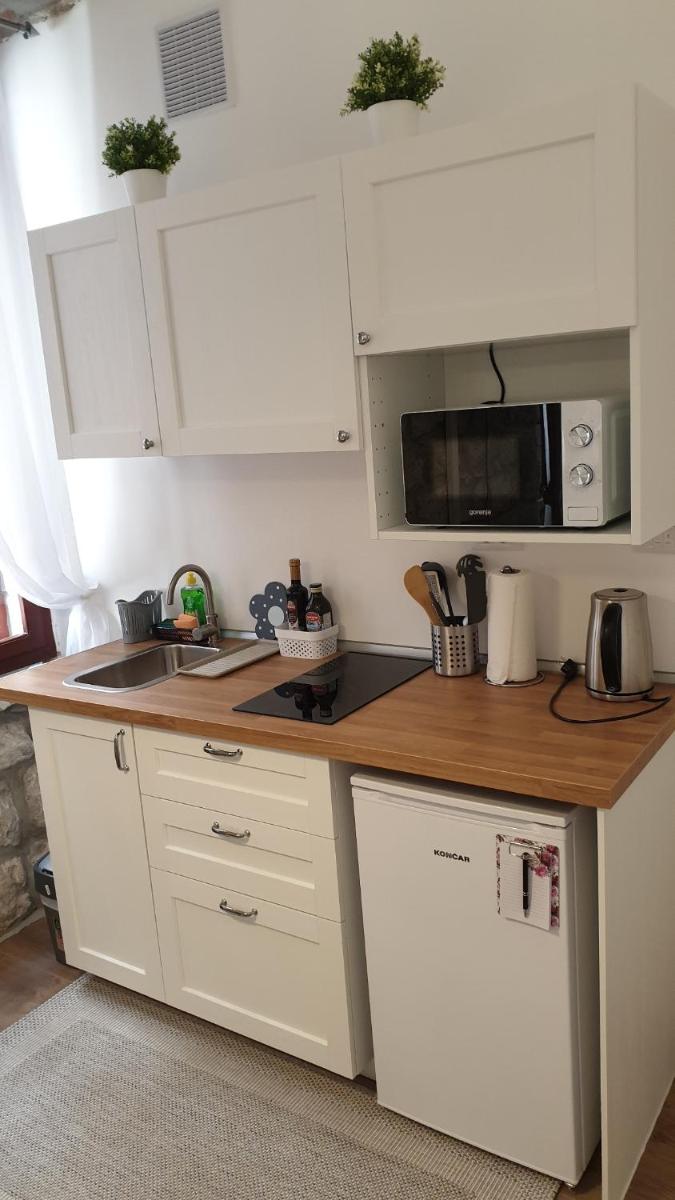 Placeta Apartments & Rooms
