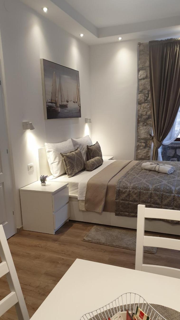 Placeta Apartments & Rooms