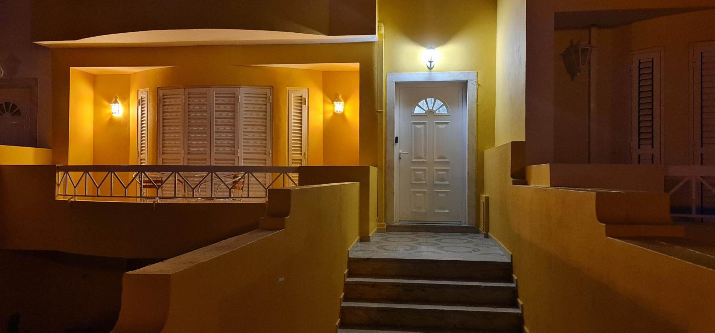 Hotel Manta Treasure - Beach+WiFi+Barbecue+Backyard - Image 1