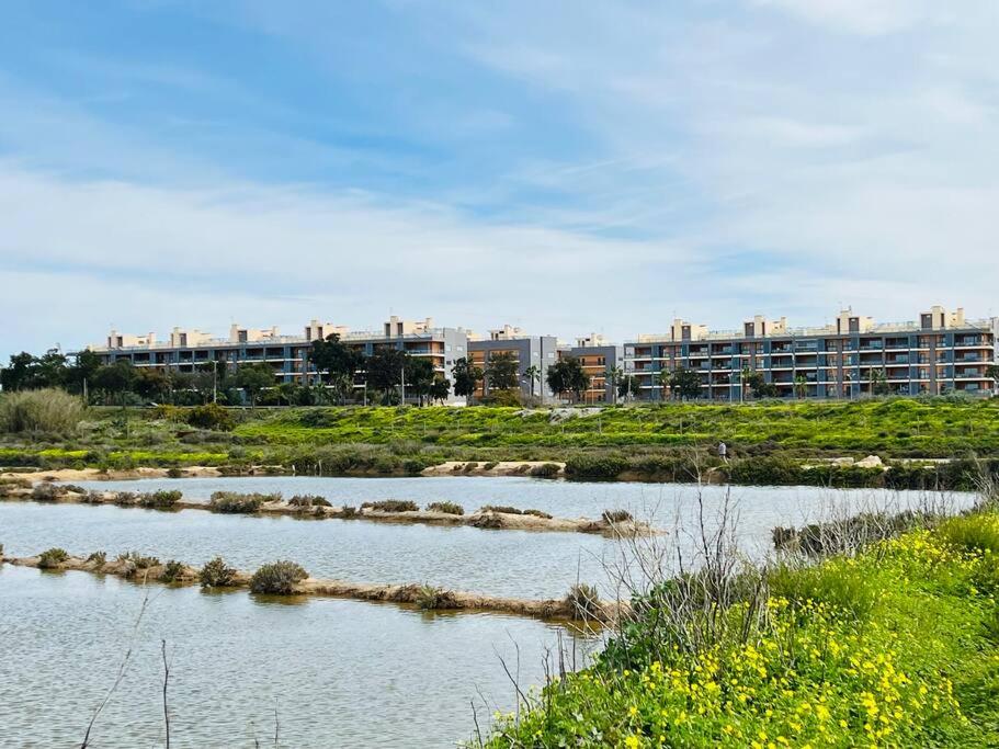 Hotel Olhão 3 bedroom with rooftop pool, Marina Village - Image 1