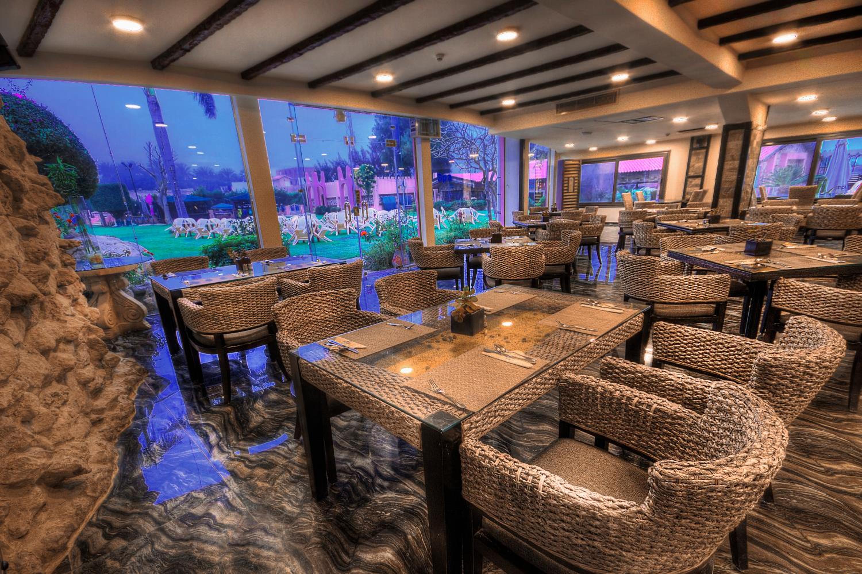 Africana Hotel & Spa