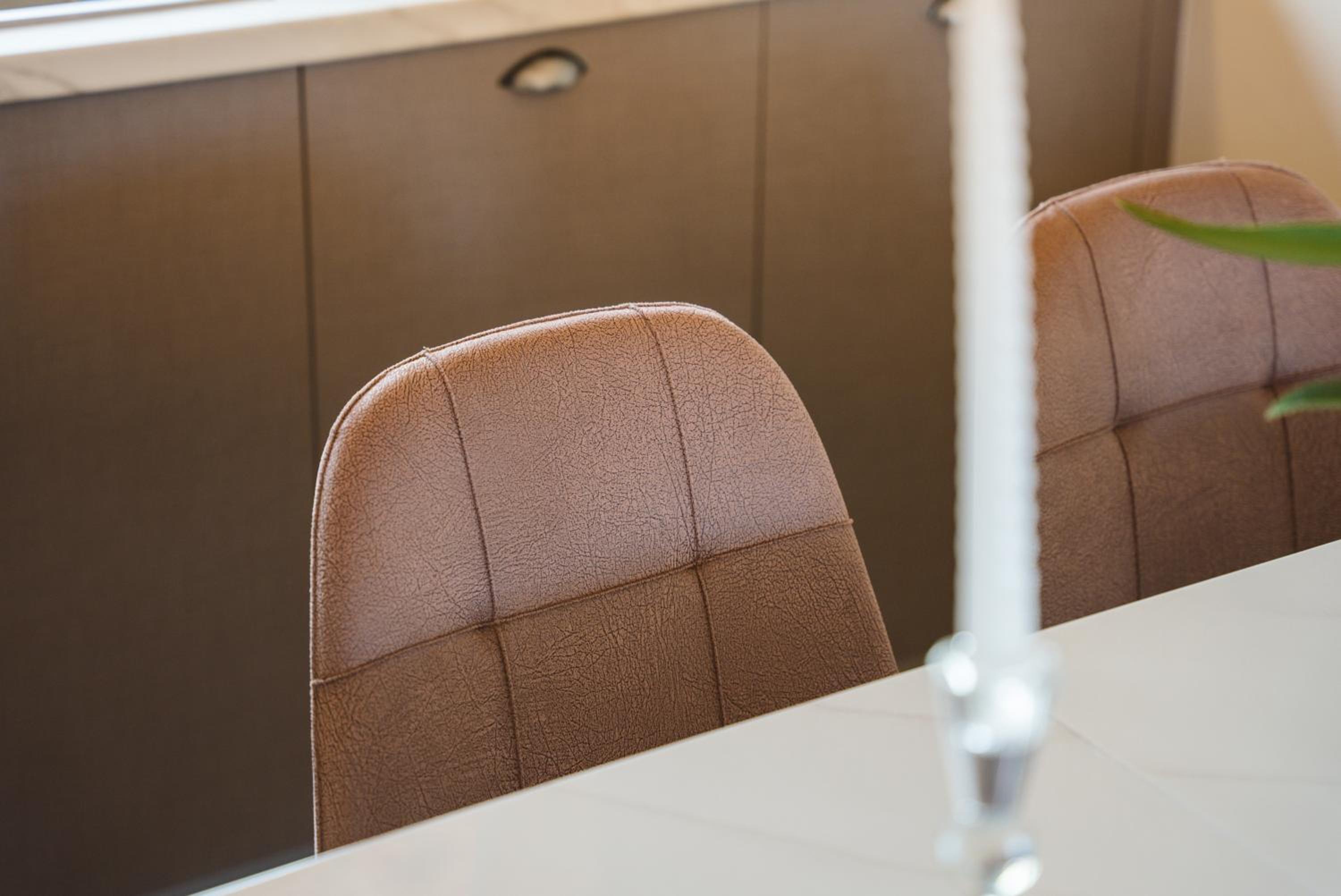 Vincenzo Suites