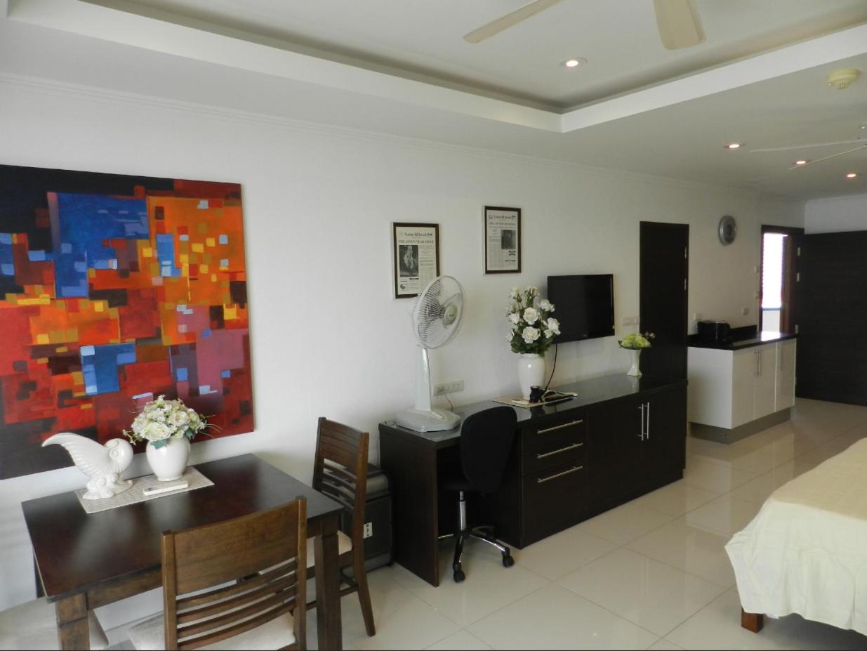Jomtien PLAZA Condotel