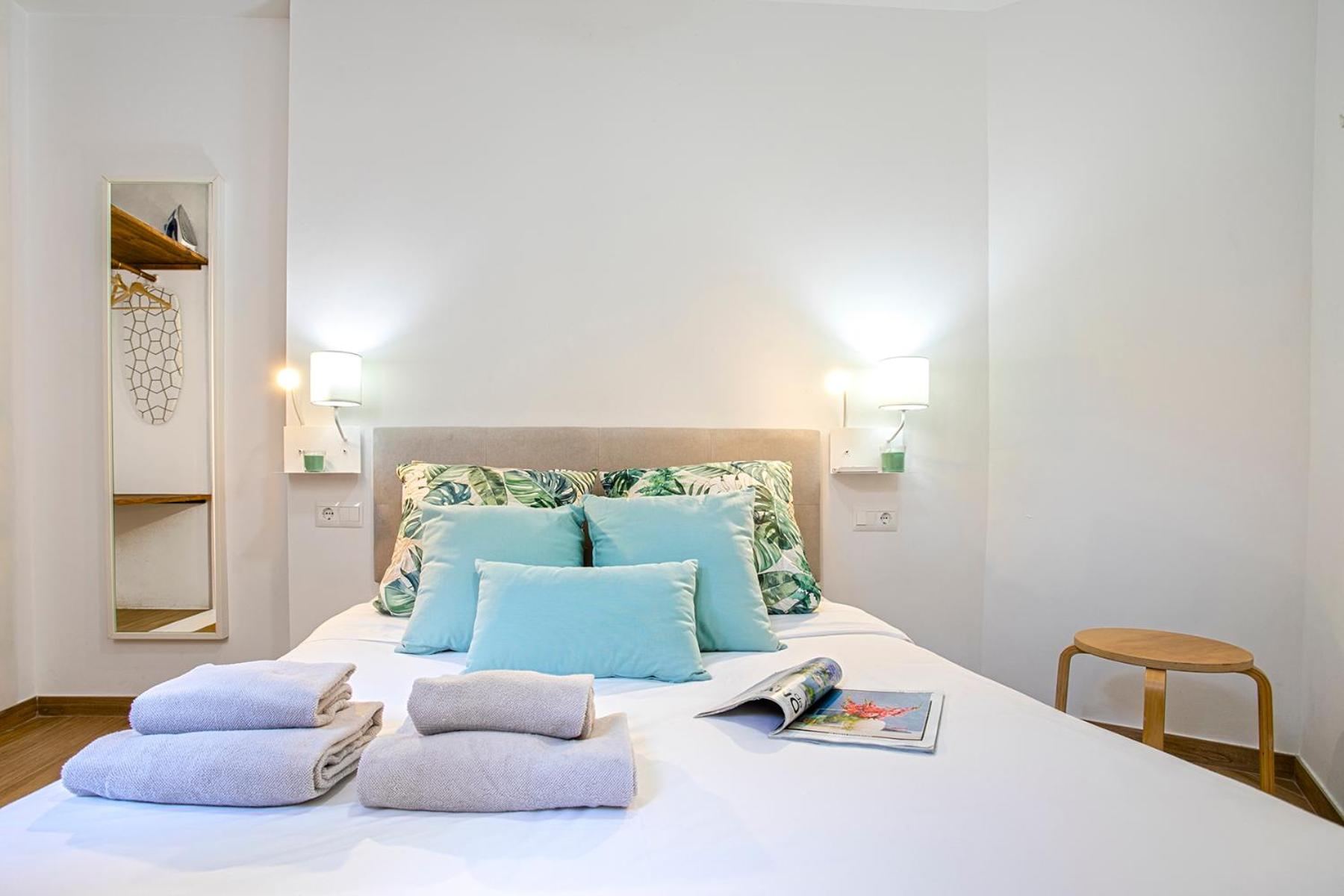 Malaga Center Lagunillas Apartments