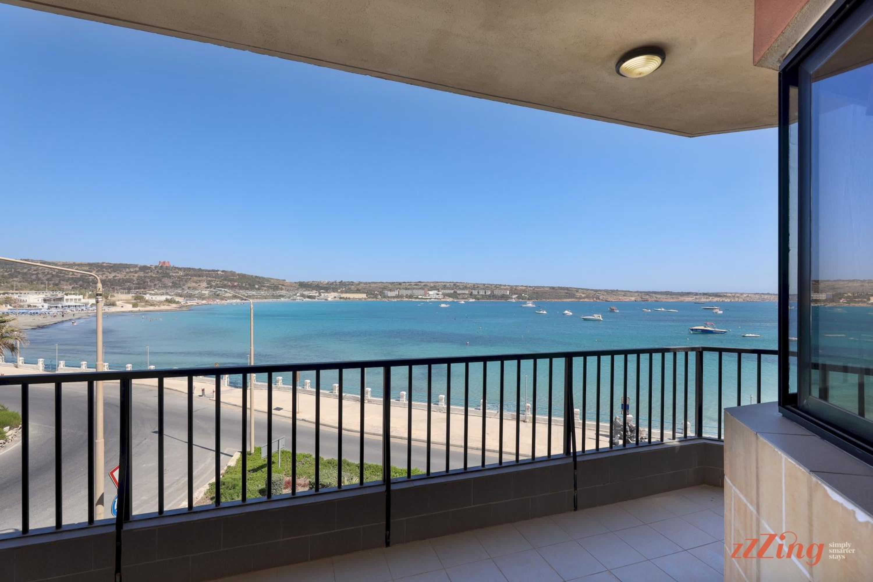 Beachfront 2BR Holiday Home in Mellieha Seashore