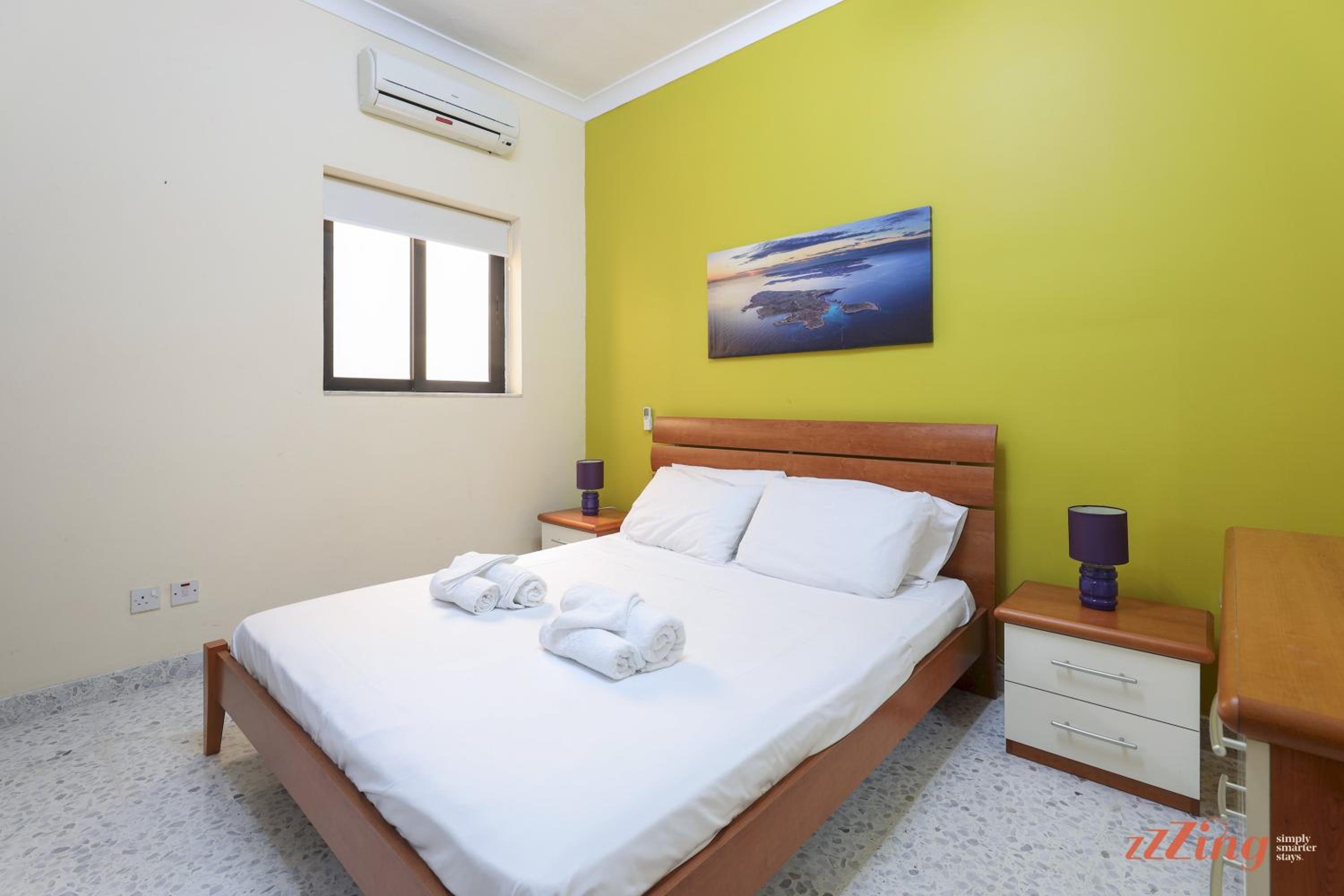 Beachfront 2BR Holiday Home in Mellieha Seashore