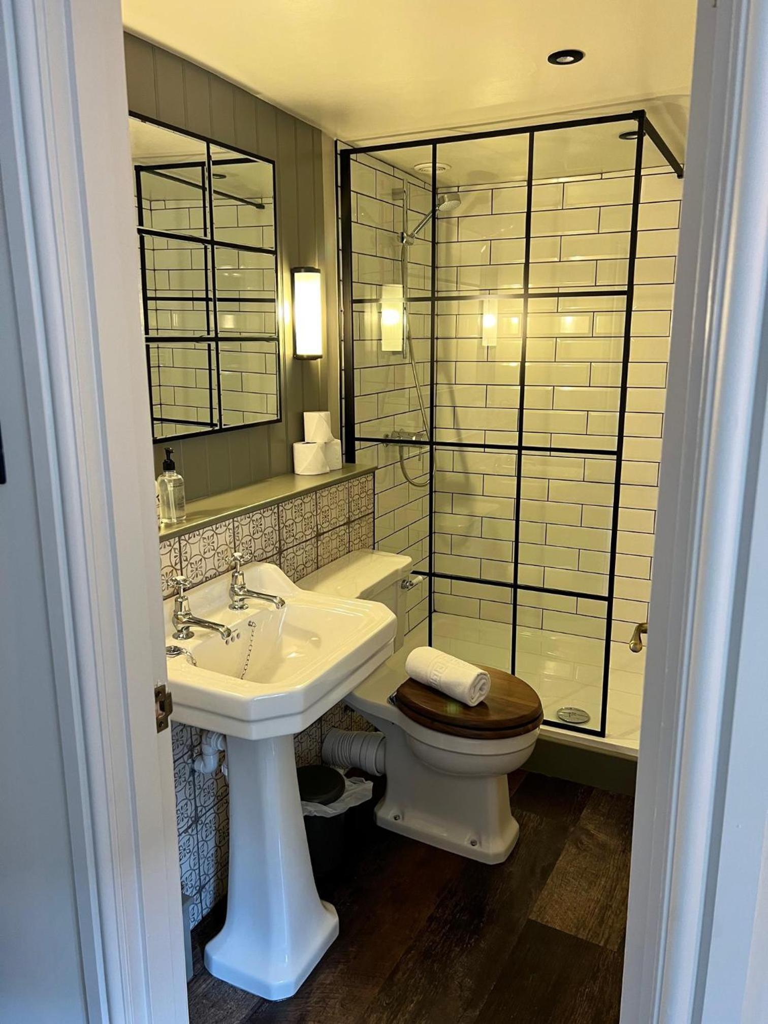 Woodstock Vacations - The Punchbowl Inn - Property Image 13