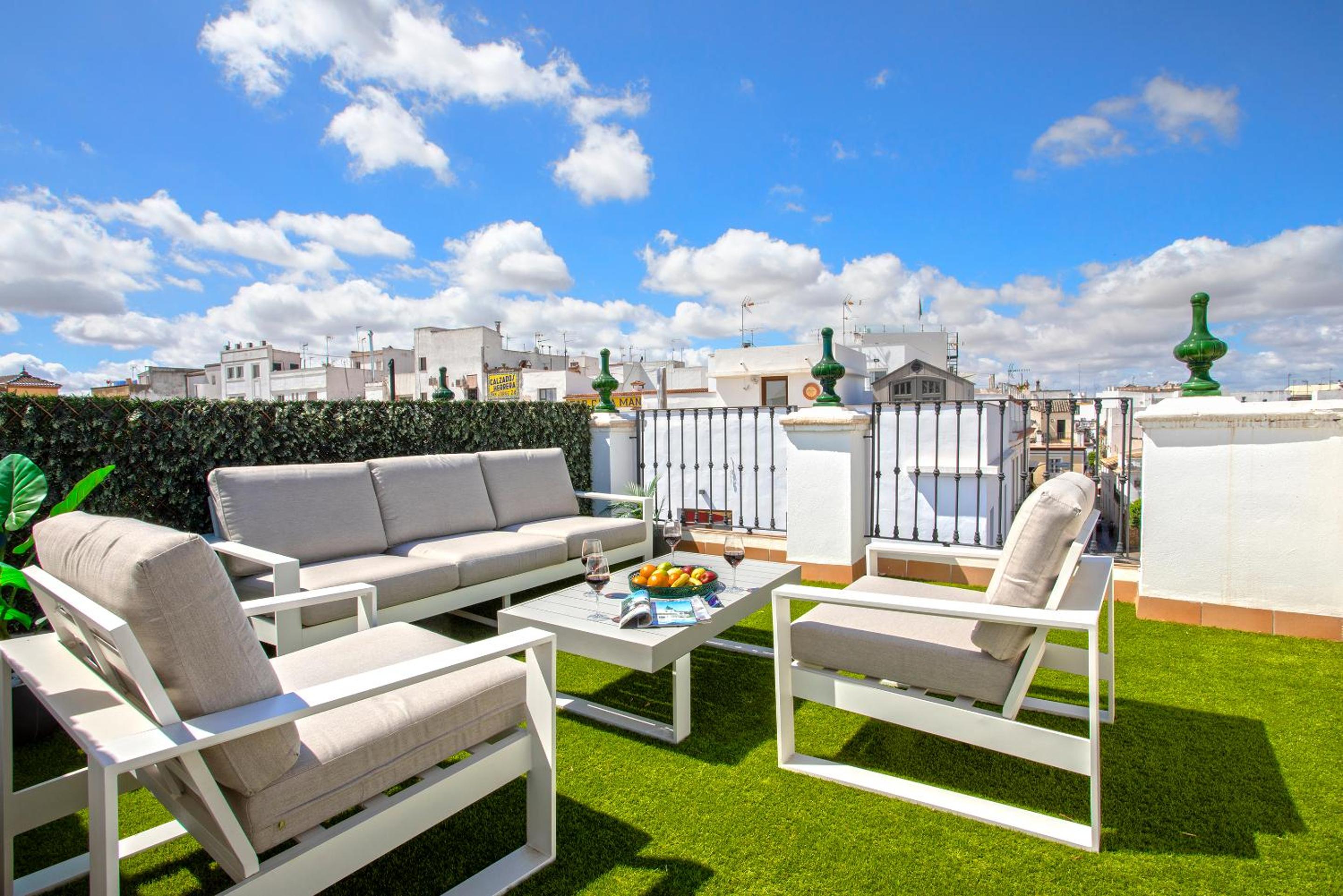 Hotel Genteel Home Castilla Terrace - Image 1